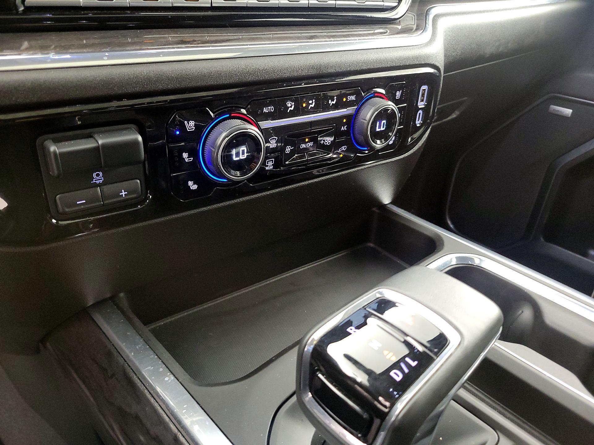 Thumbnail: 2025 Chevrolet Silverado 1500 - 17