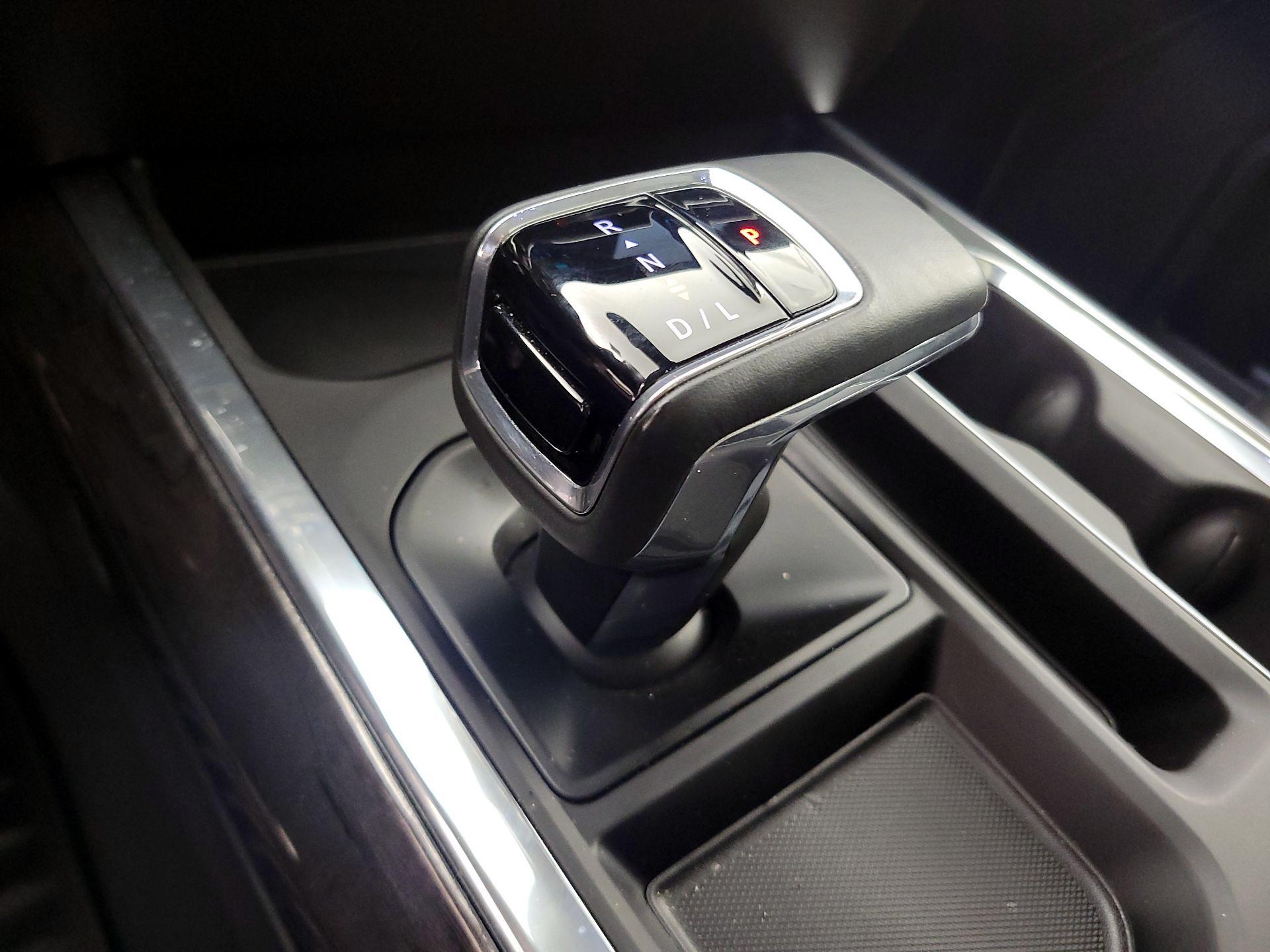 Thumbnail: 2025 Chevrolet Silverado 1500 - 18