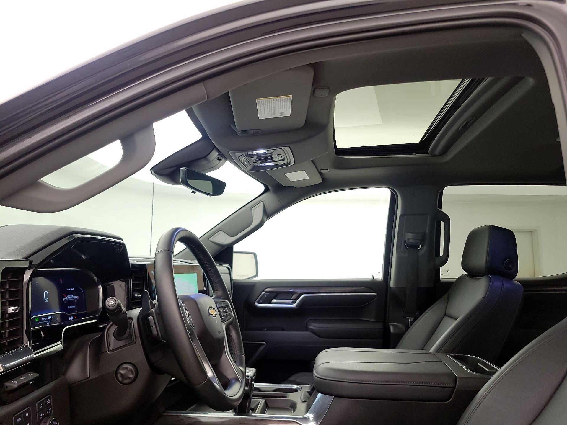 Thumbnail: 2025 Chevrolet Silverado 1500 - 20