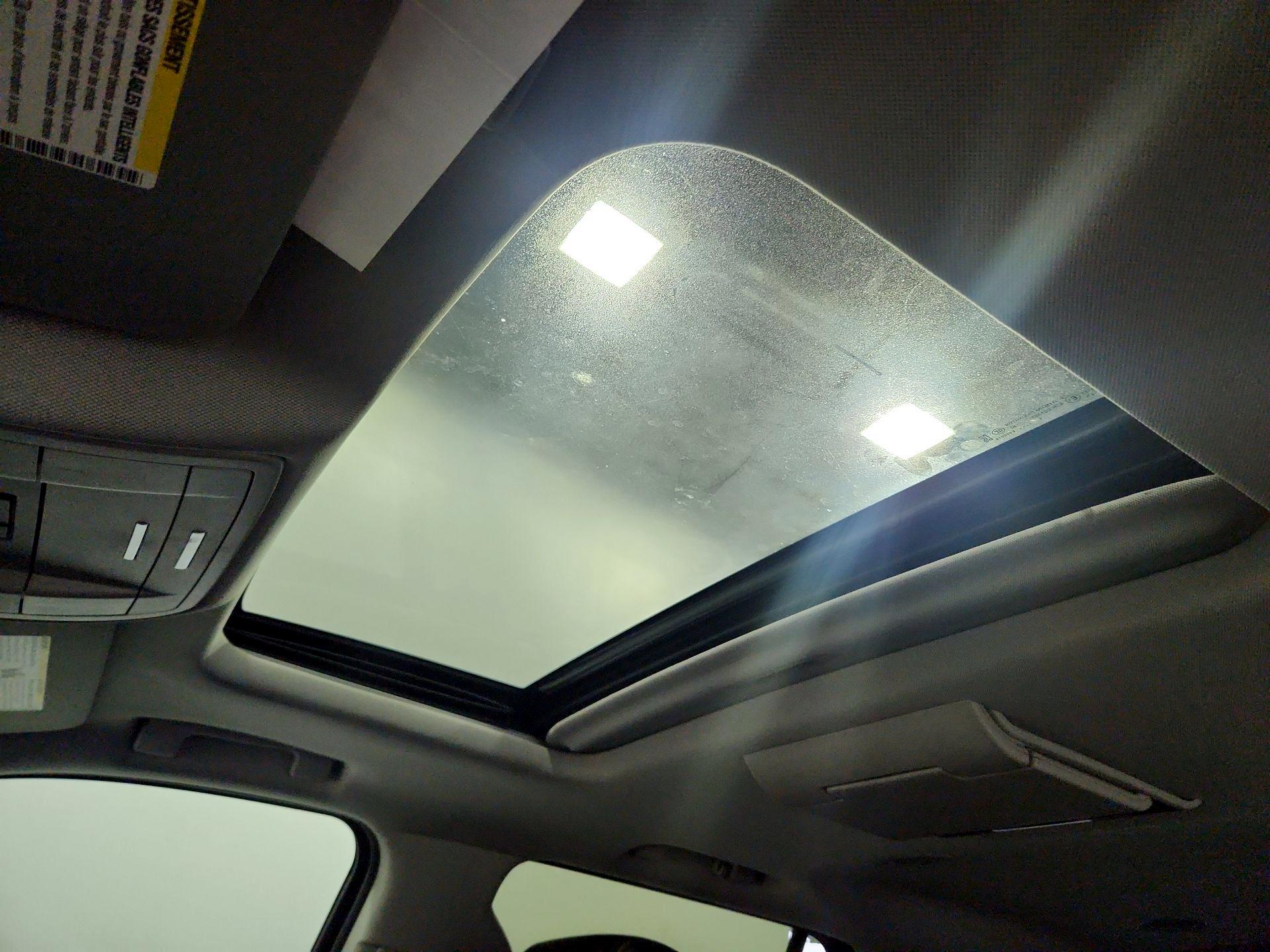 Thumbnail: 2020 Chevrolet Tahoe - 20