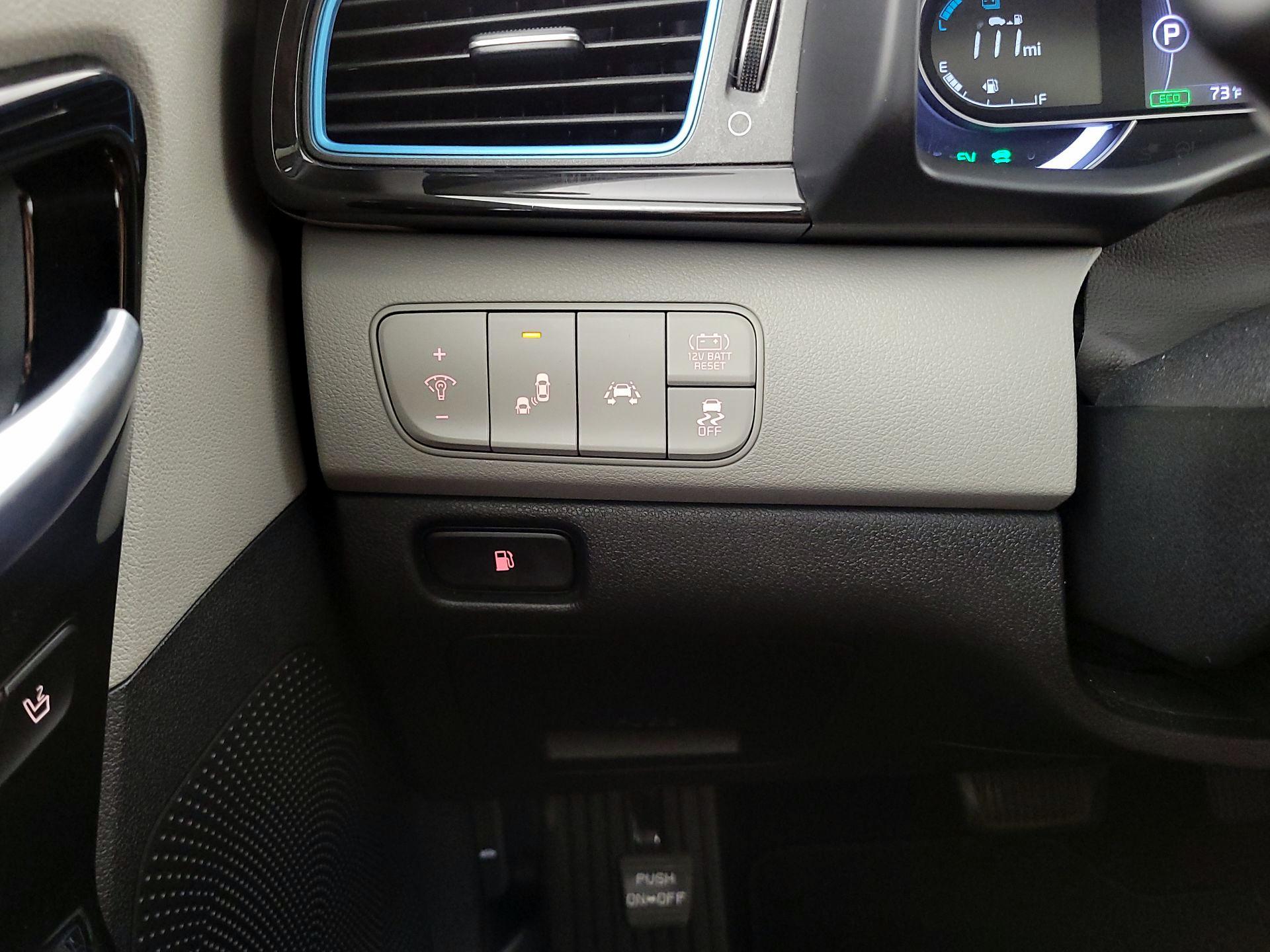 Thumbnail: 2019 Kia Niro - 13