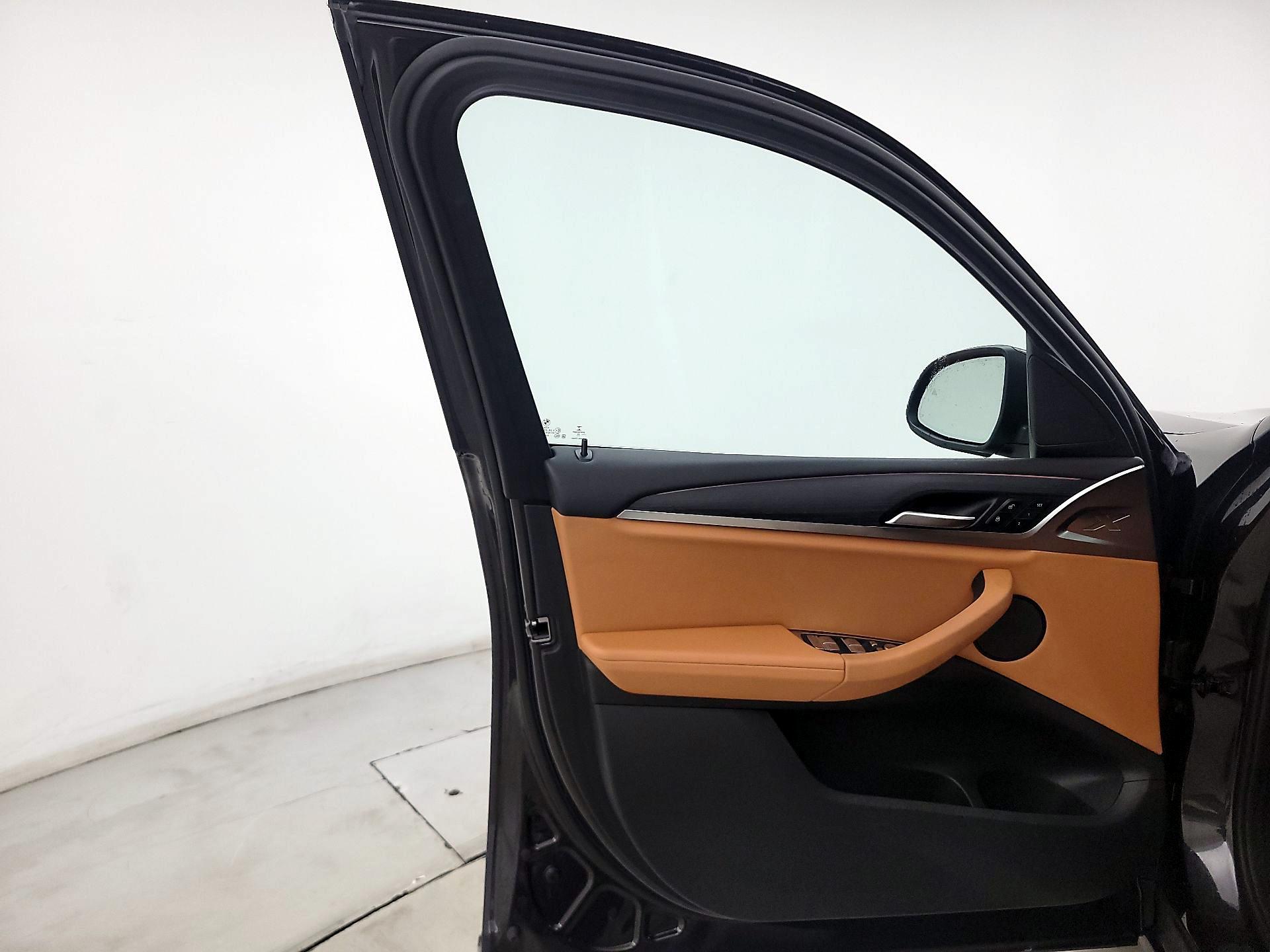 Thumbnail: 2022 BMW X3 - 12