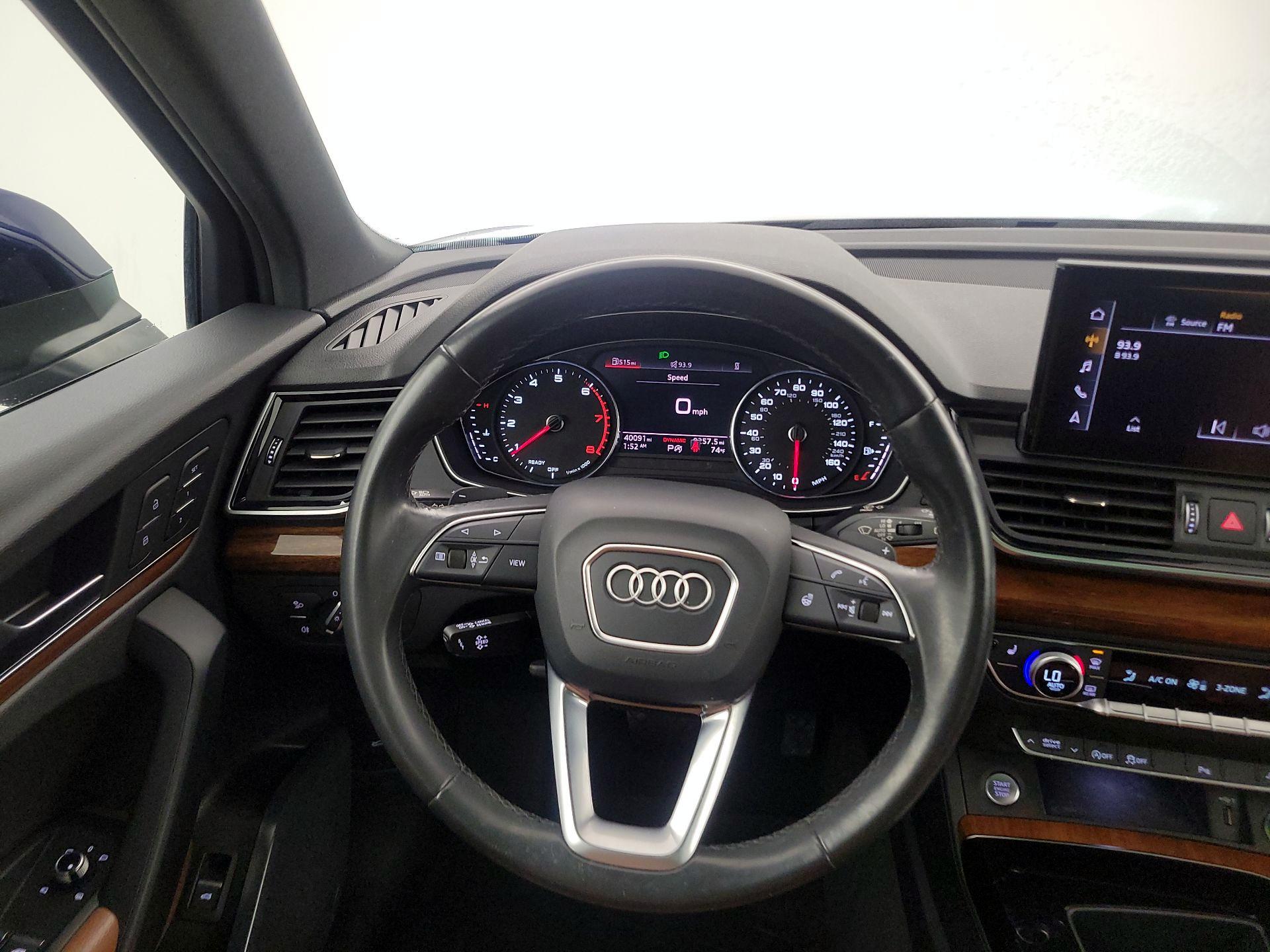Thumbnail: 2022 Audi Q5 - 10