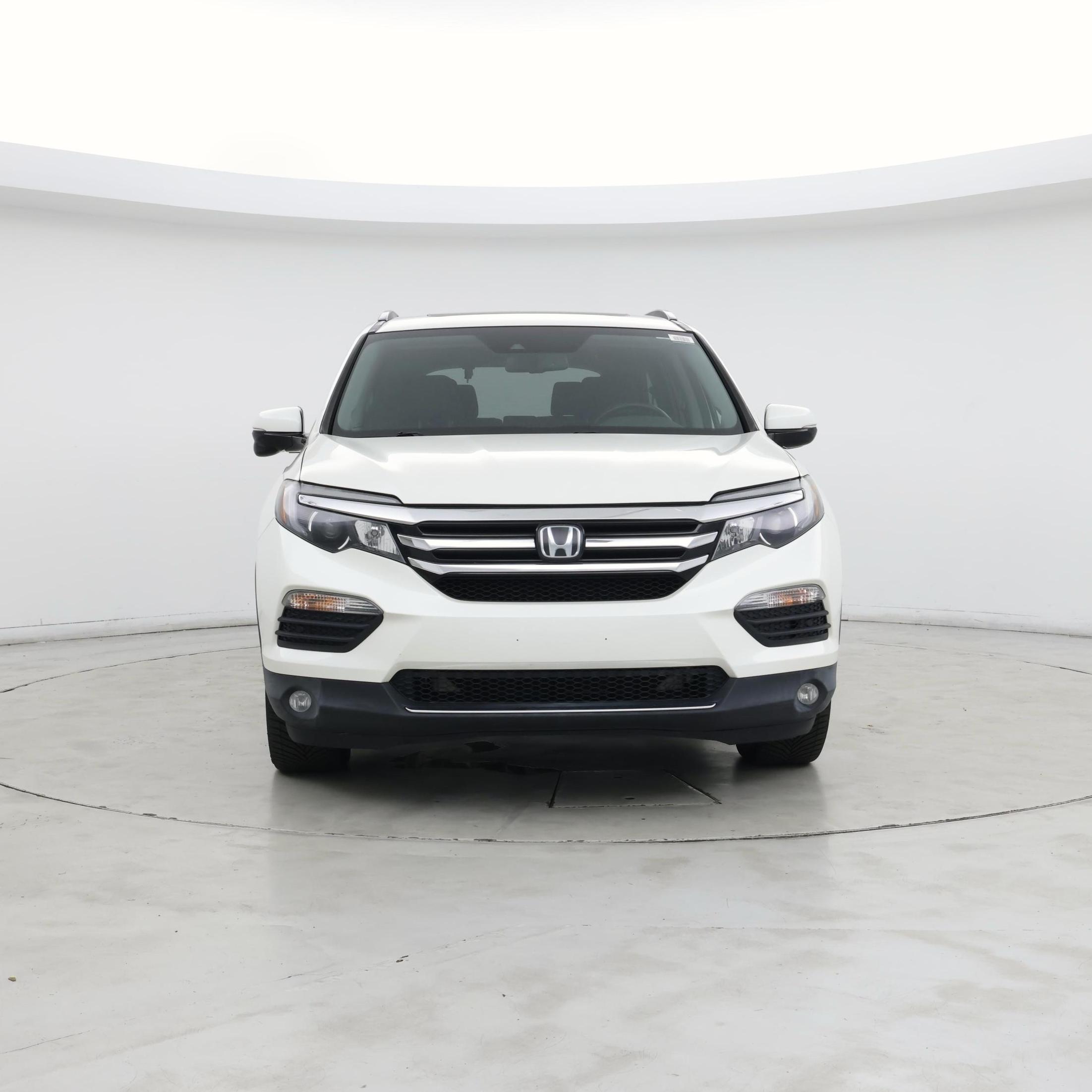 Thumbnail: 2017 Honda Pilot - 5