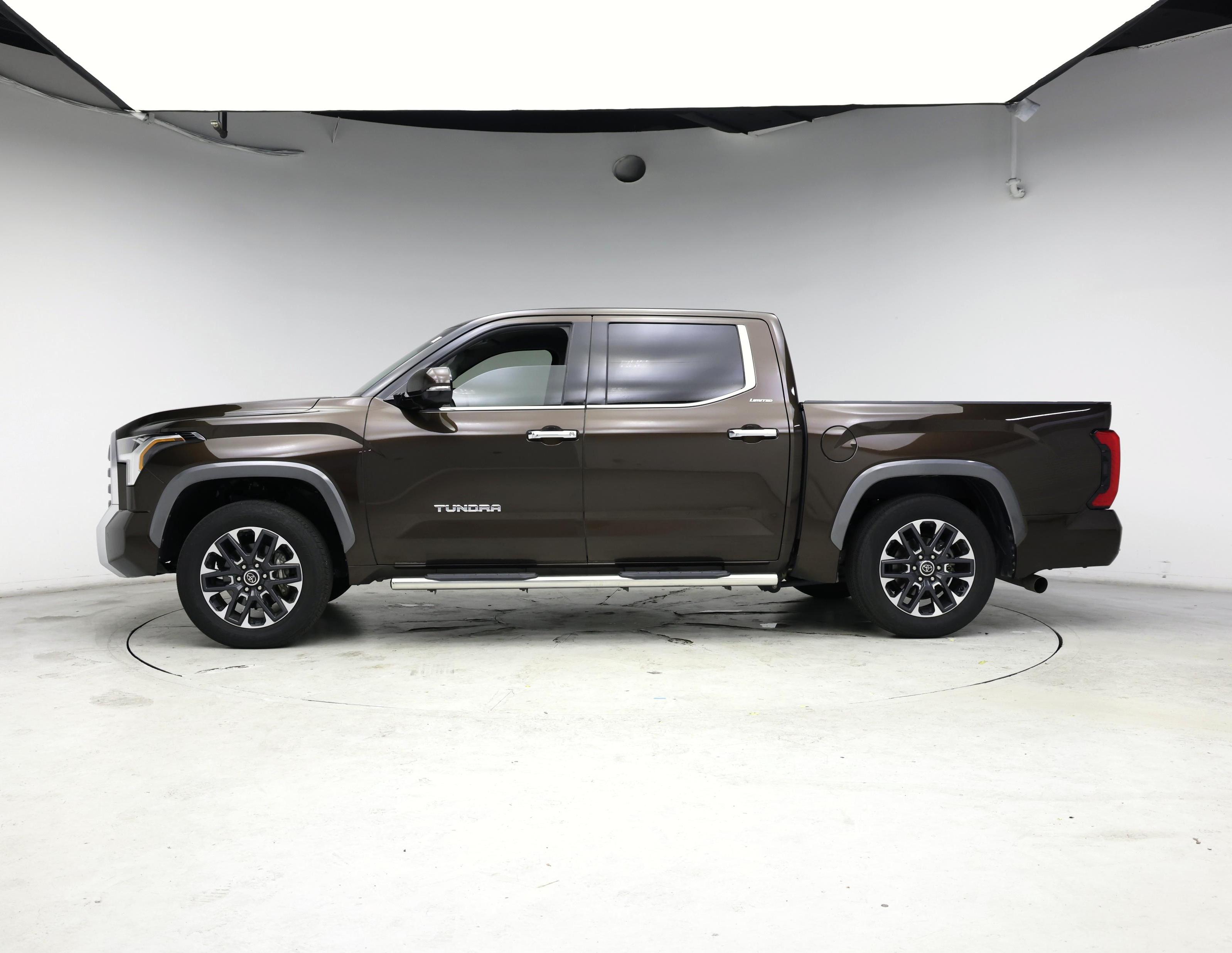 Thumbnail: 2023 Toyota Tundra - 3