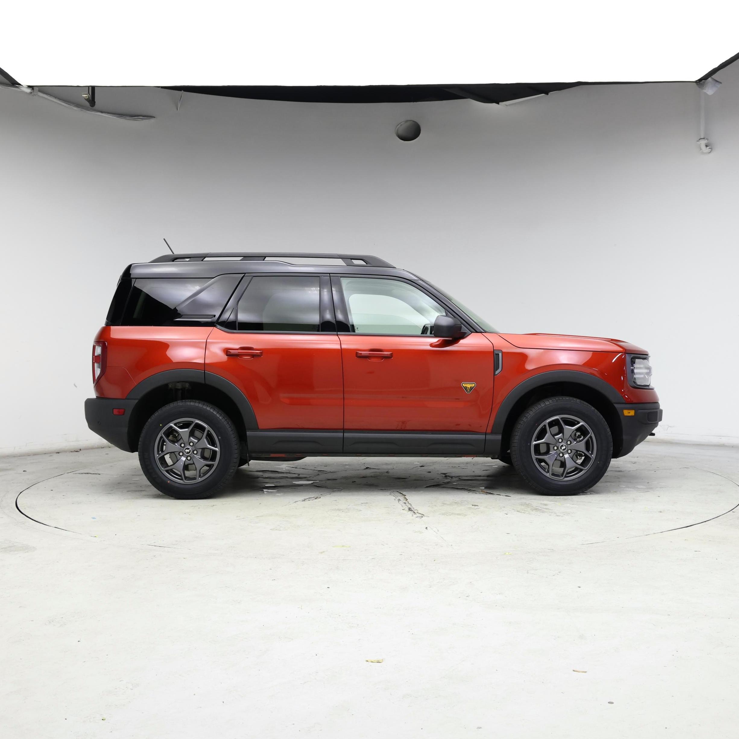 Thumbnail: 2022 Ford Bronco Sport - 7