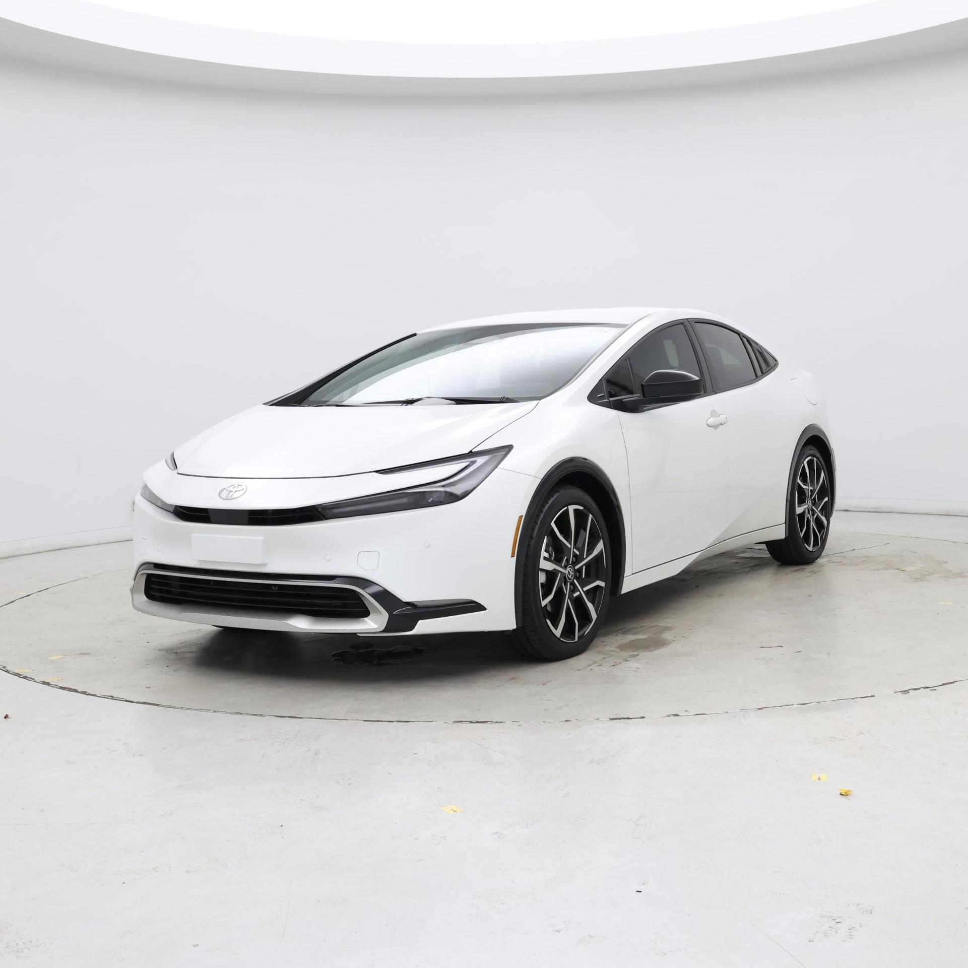 Thumbnail: 2025 Toyota Prius - 4
