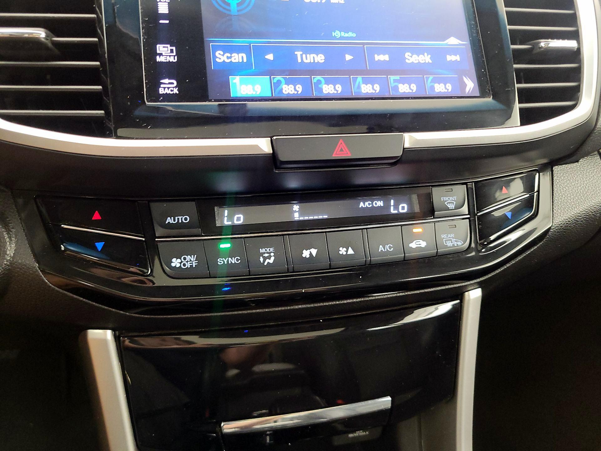 Thumbnail: 2017 Honda Accord - 16