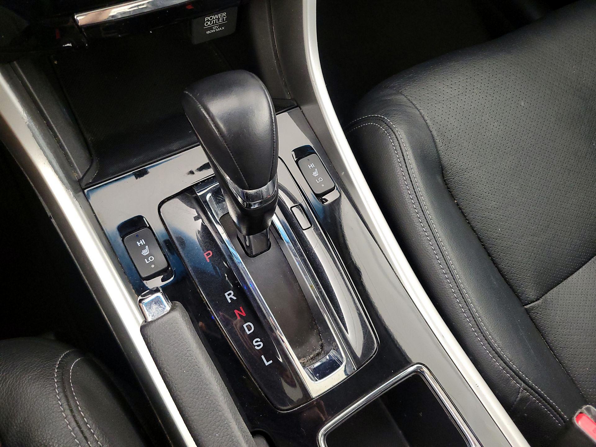 Thumbnail: 2017 Honda Accord - 17