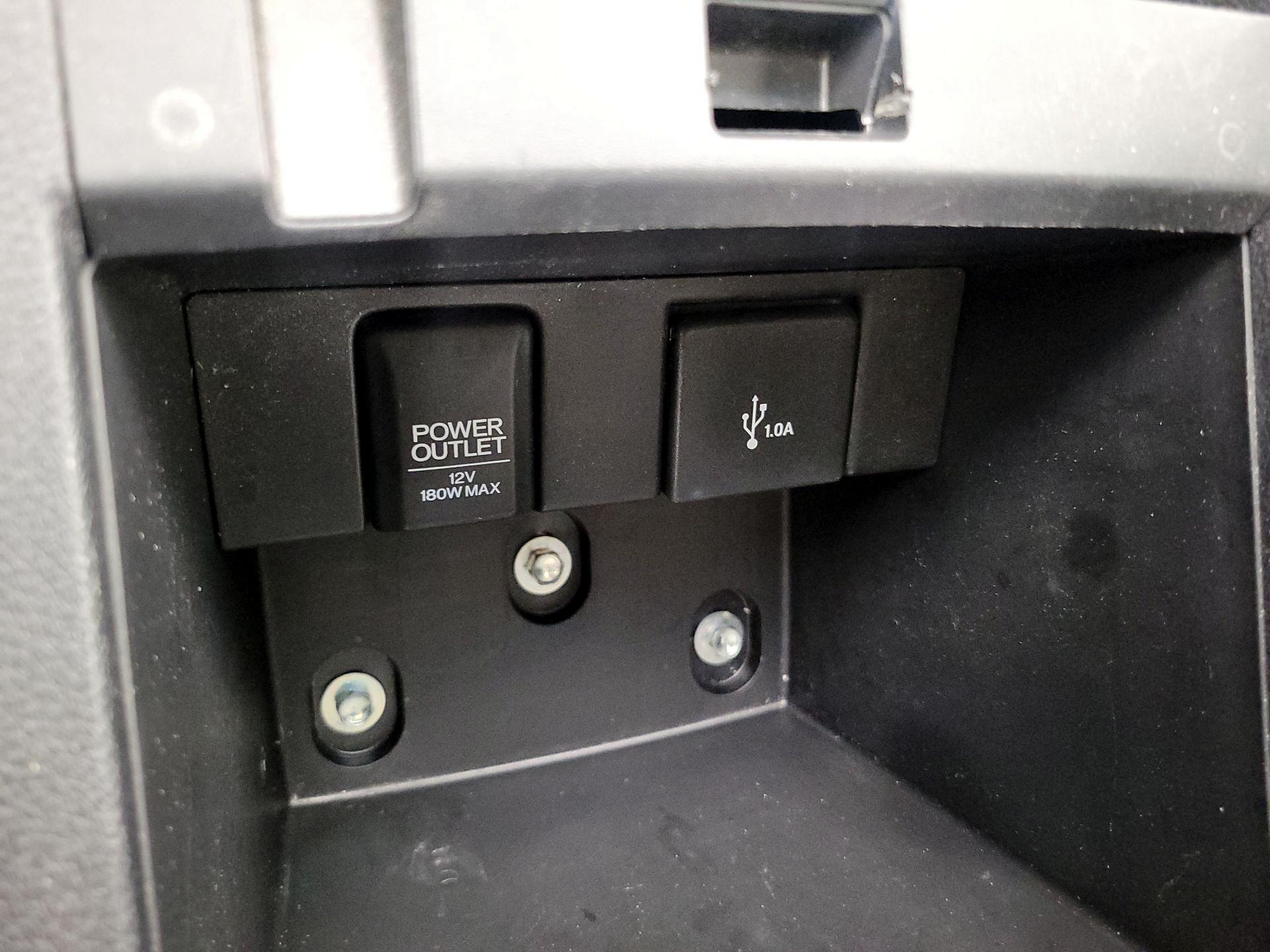 Thumbnail: 2017 Honda Accord - 18