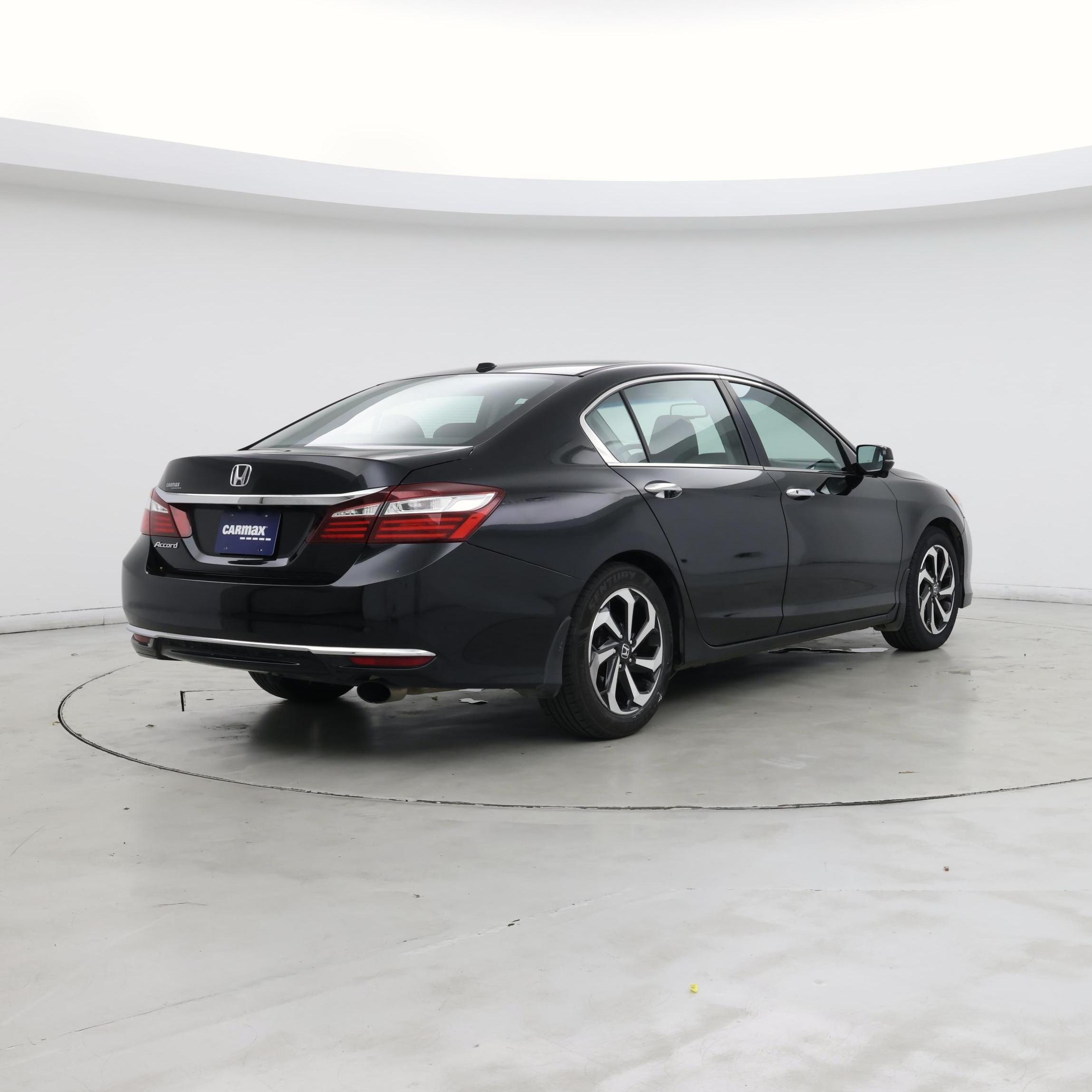 Thumbnail: 2017 Honda Accord - 8