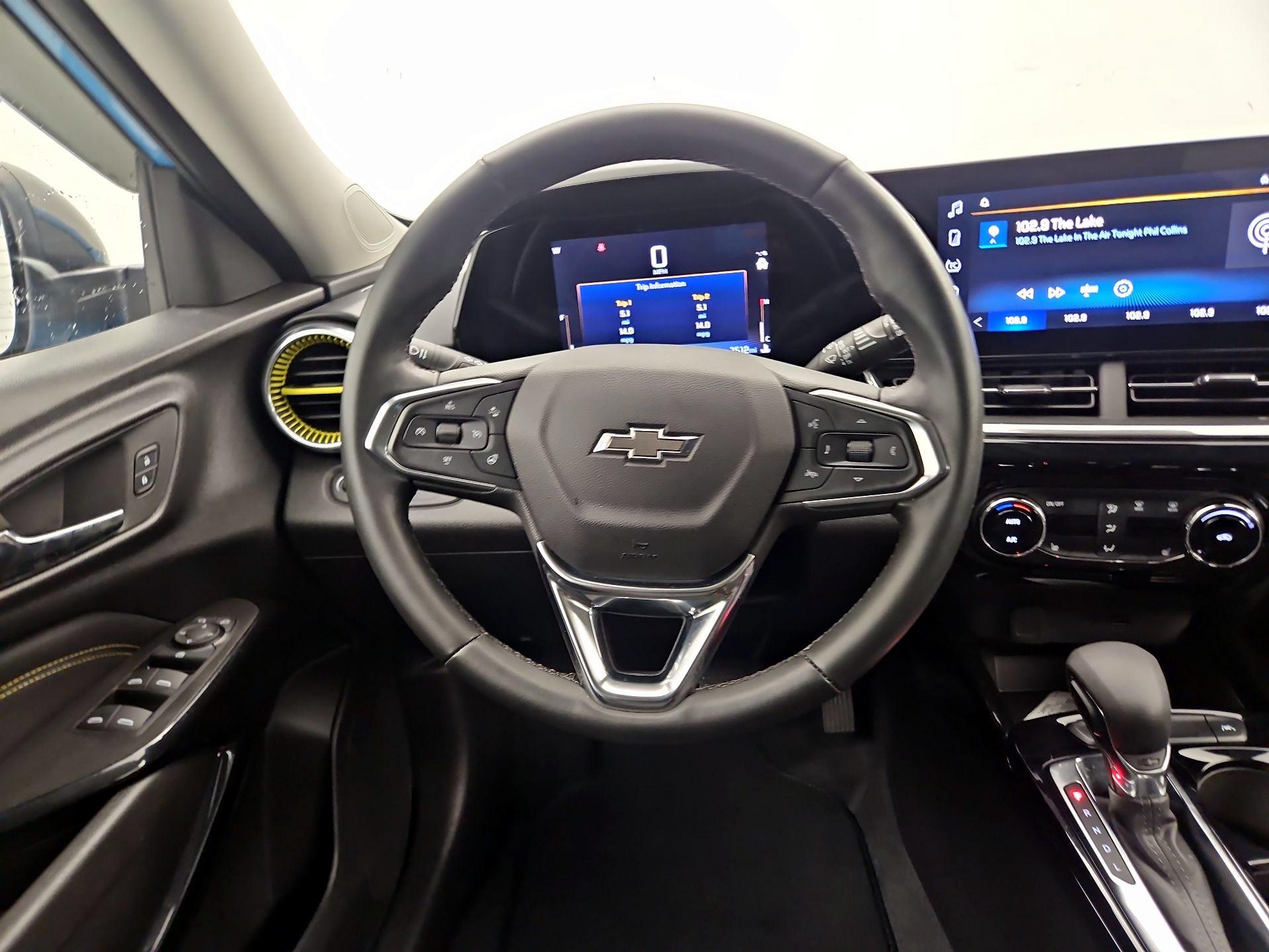 Thumbnail: 2025 Chevrolet Trax - 10