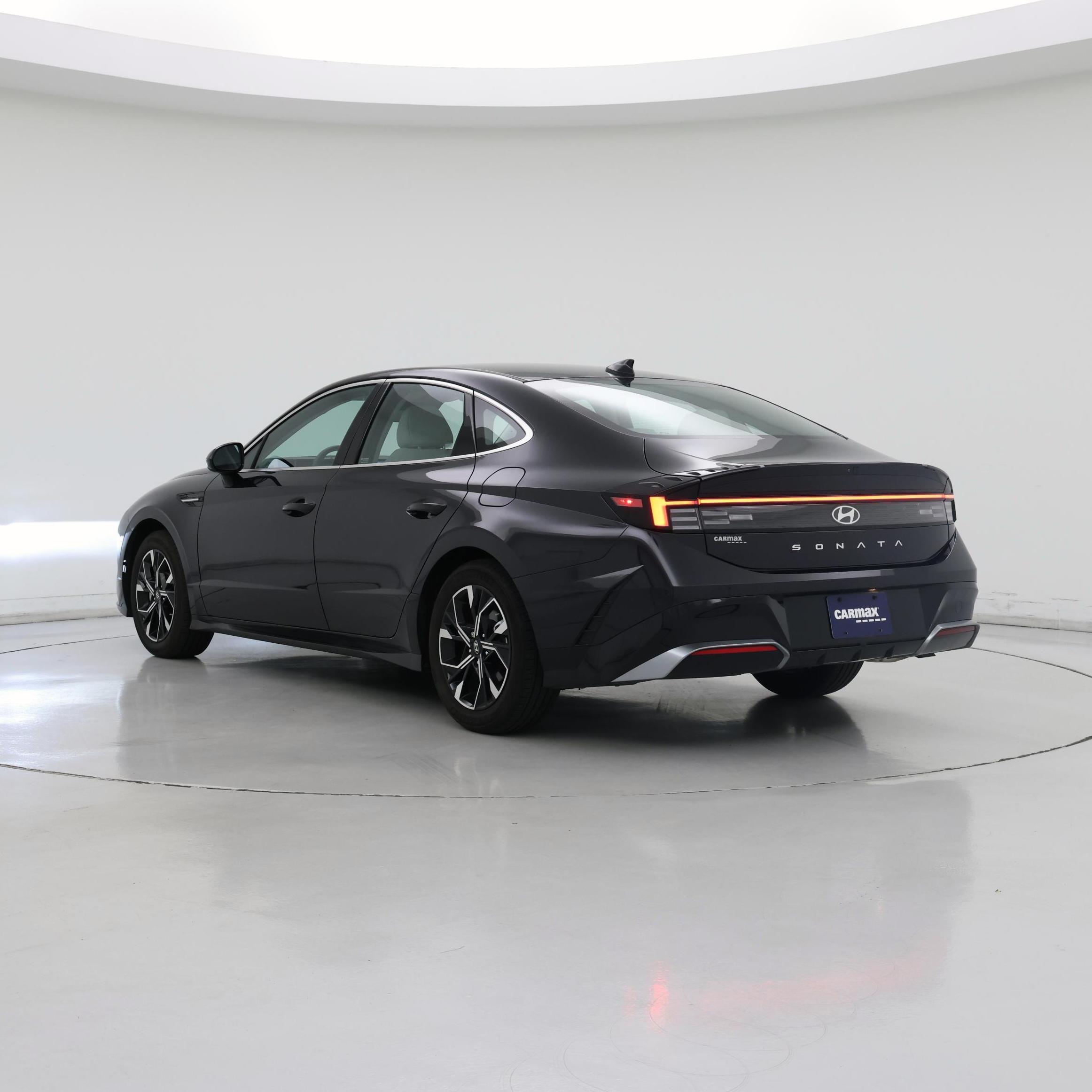 Thumbnail: 2024 Hyundai Sonata - 2