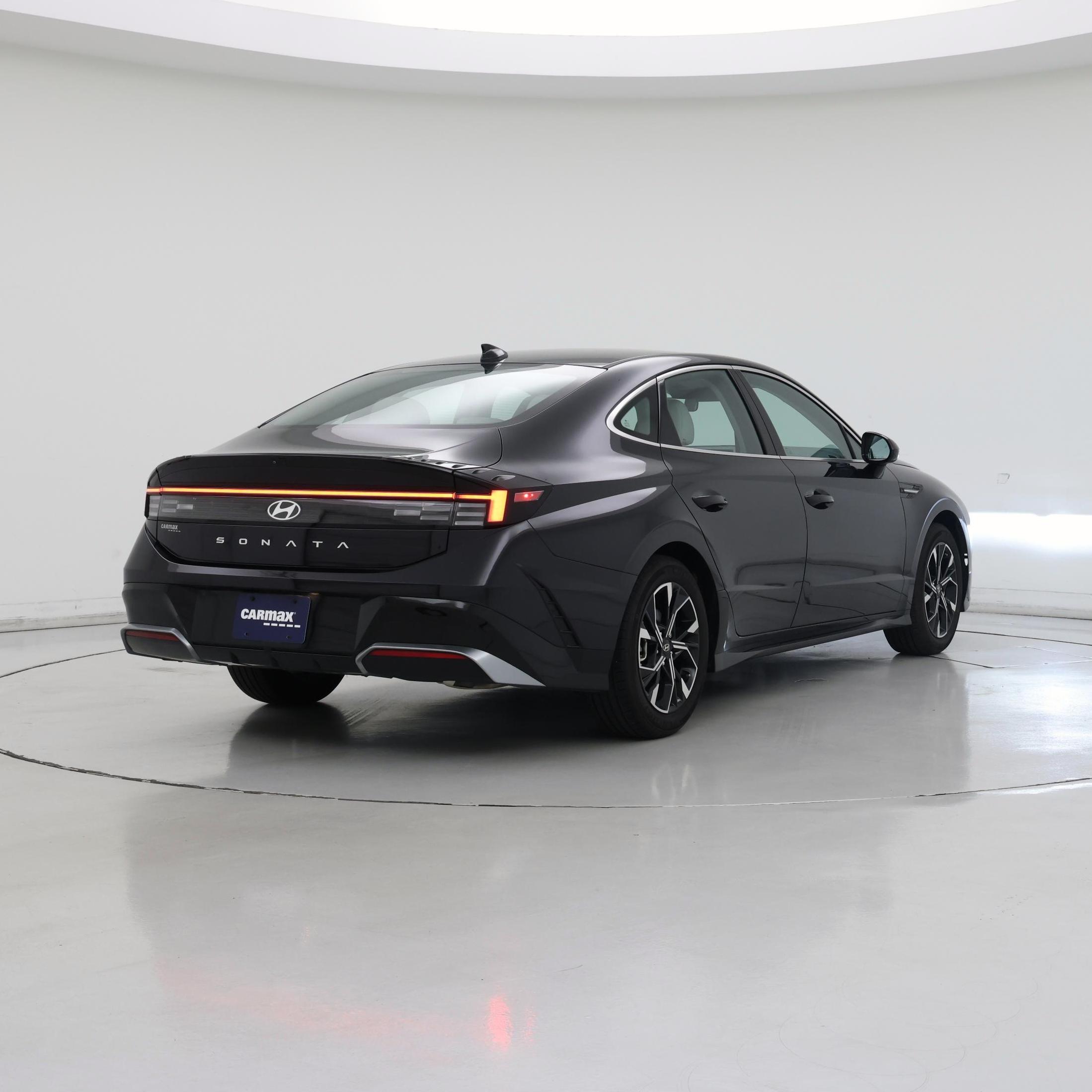 Thumbnail: 2024 Hyundai Sonata - 8