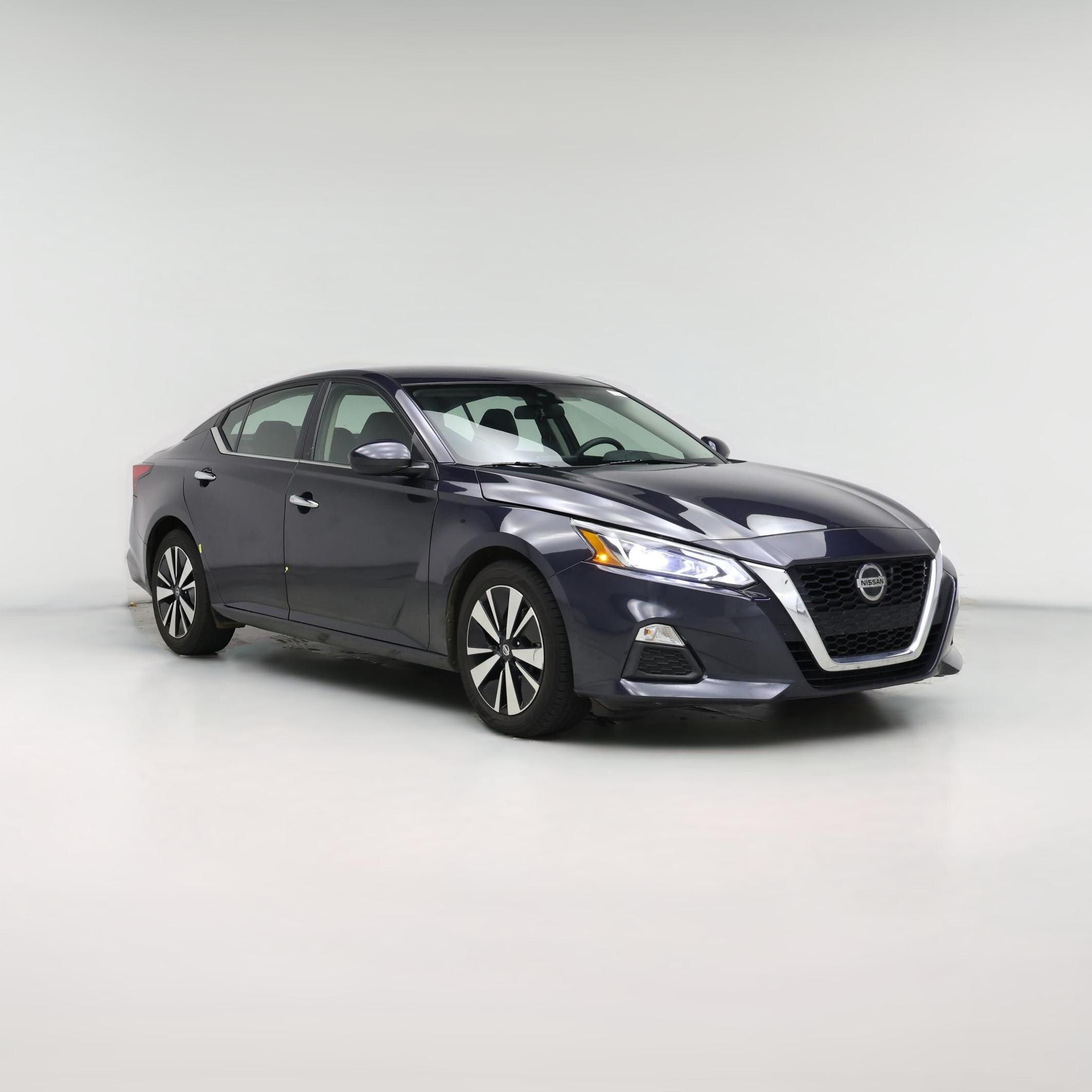 Thumbnail: 2022 Nissan Altima - 1