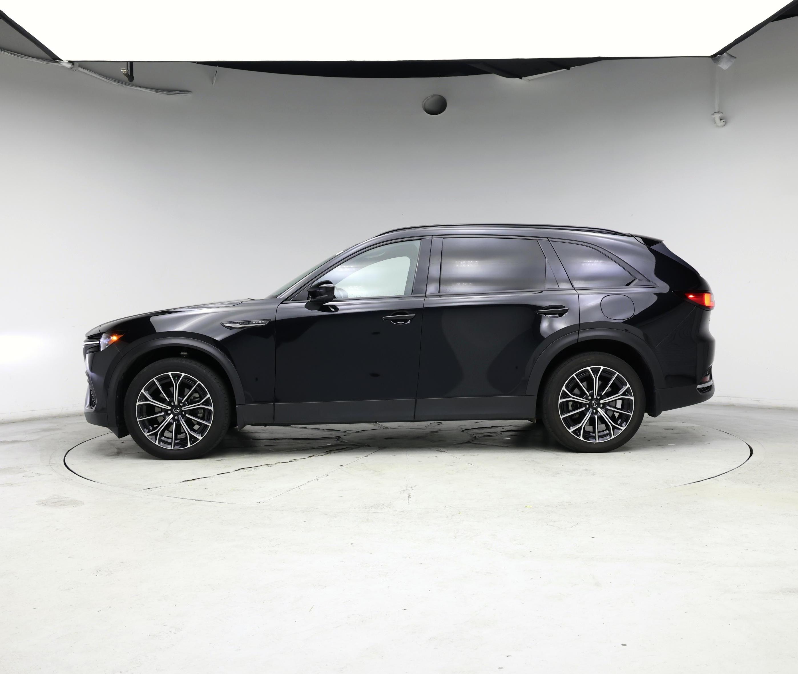 Thumbnail: 2025 Mazda CX-70 - 3