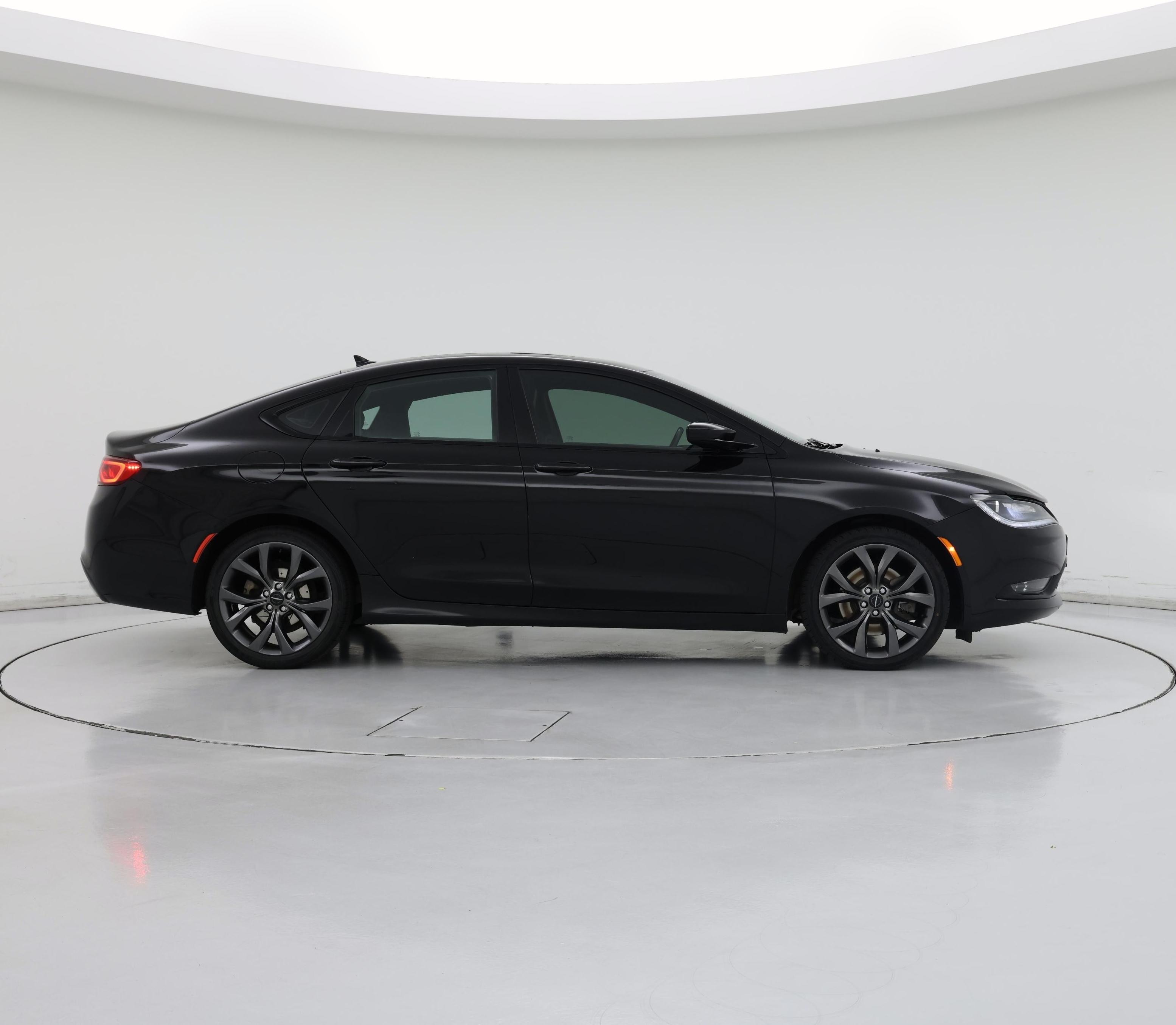 Thumbnail: 2015 Chrysler 200 - 7