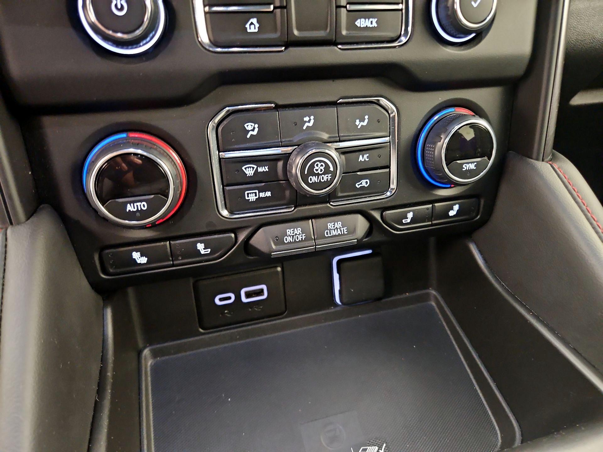 Thumbnail: 2024 Chevrolet Tahoe - 16