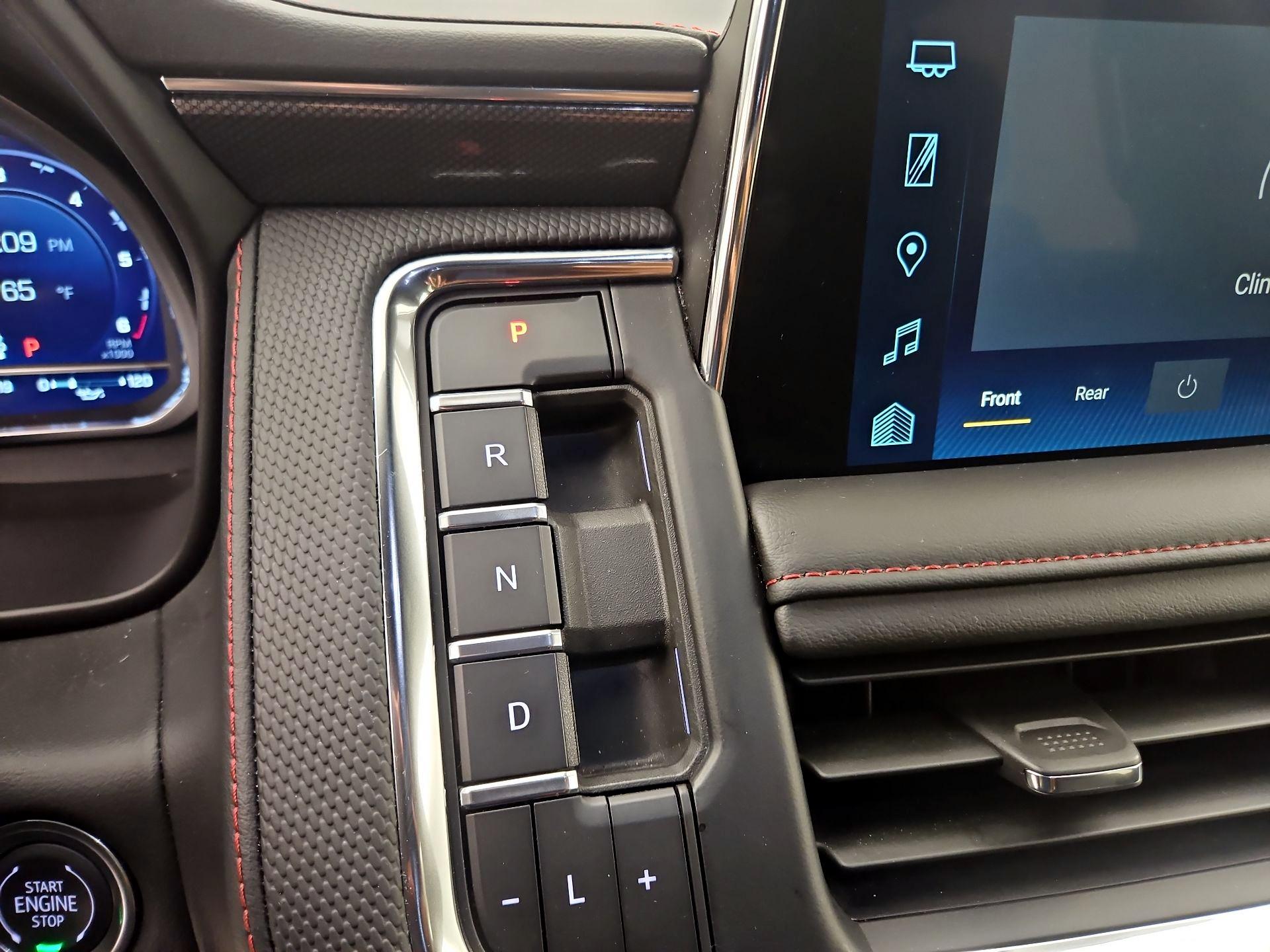 Thumbnail: 2024 Chevrolet Tahoe - 17