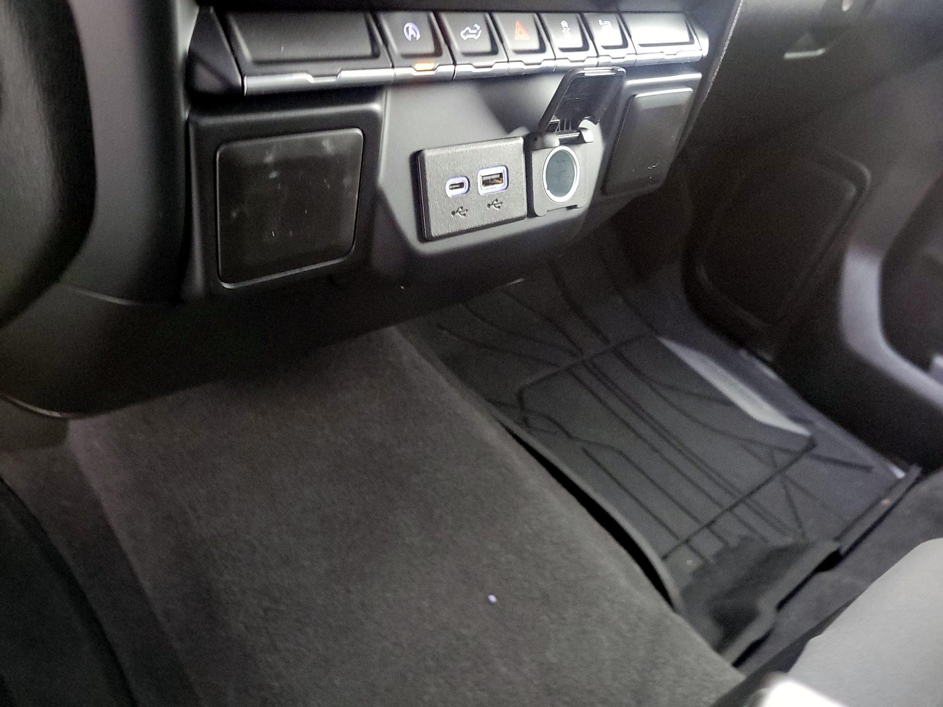 Thumbnail: 2019 Chevrolet Silverado 1500 - 18