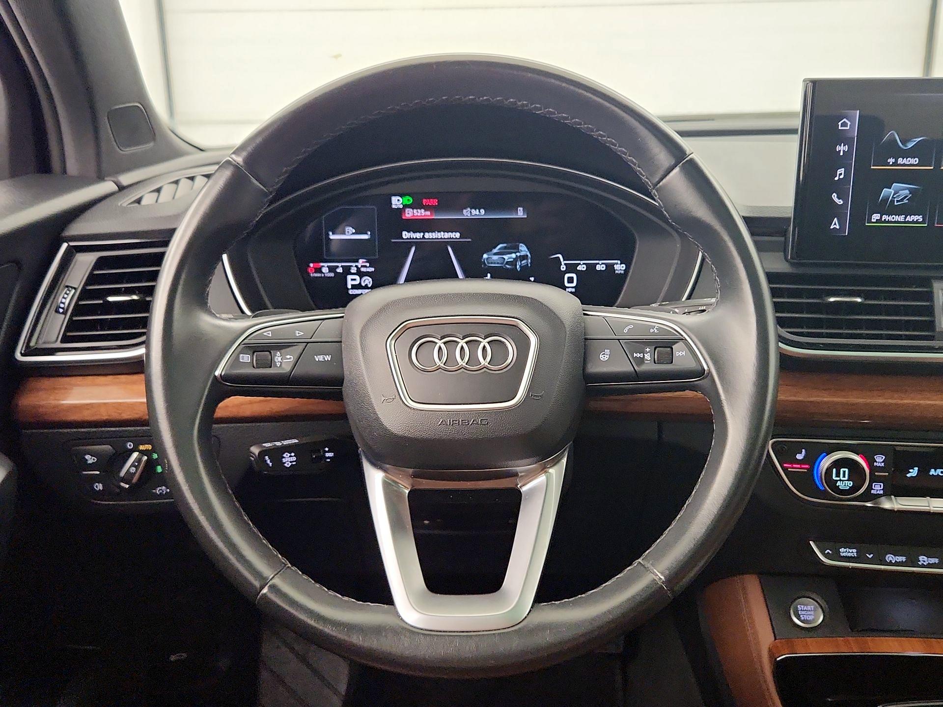 Thumbnail: 2023 Audi Q5 - 10