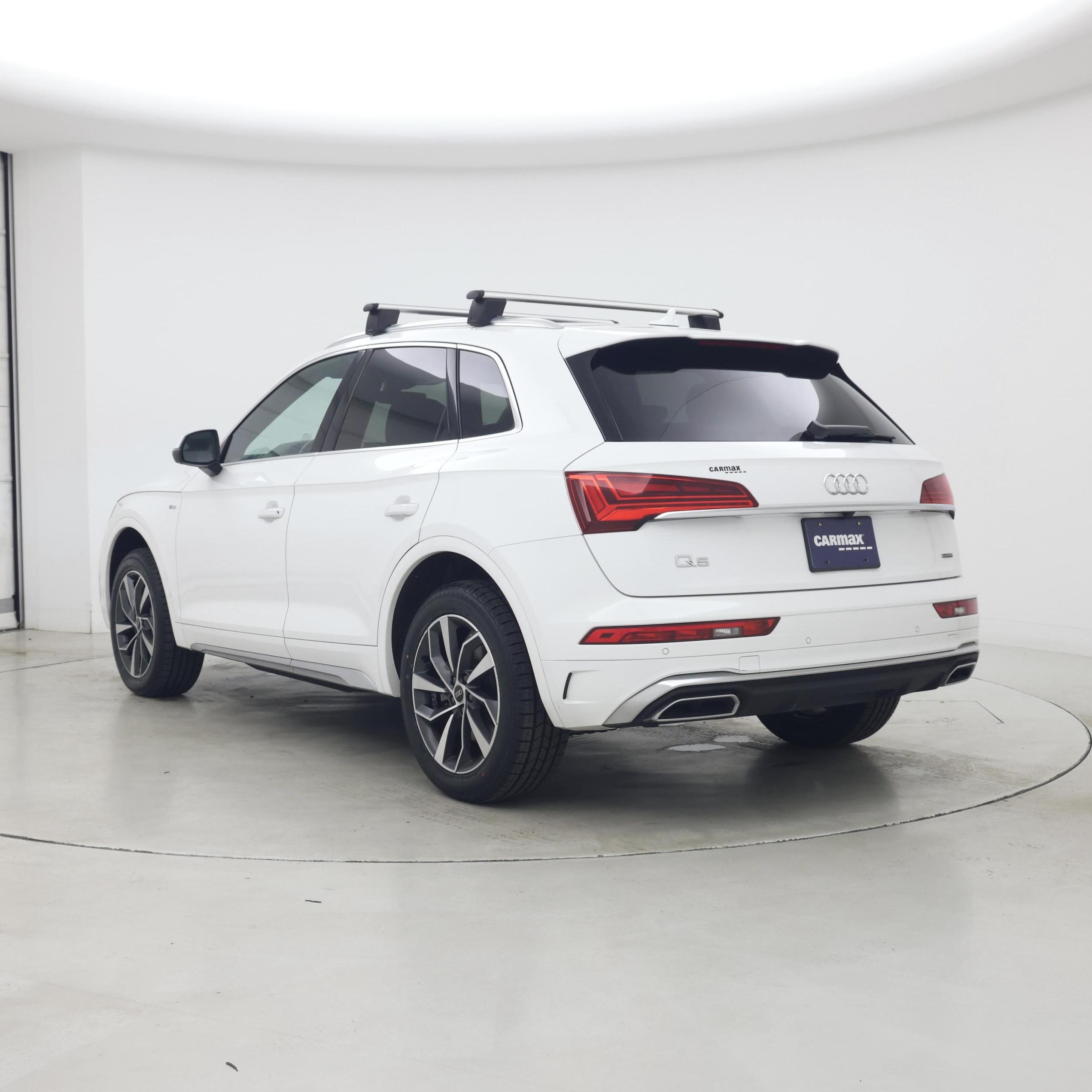Thumbnail: 2023 Audi Q5 - 2