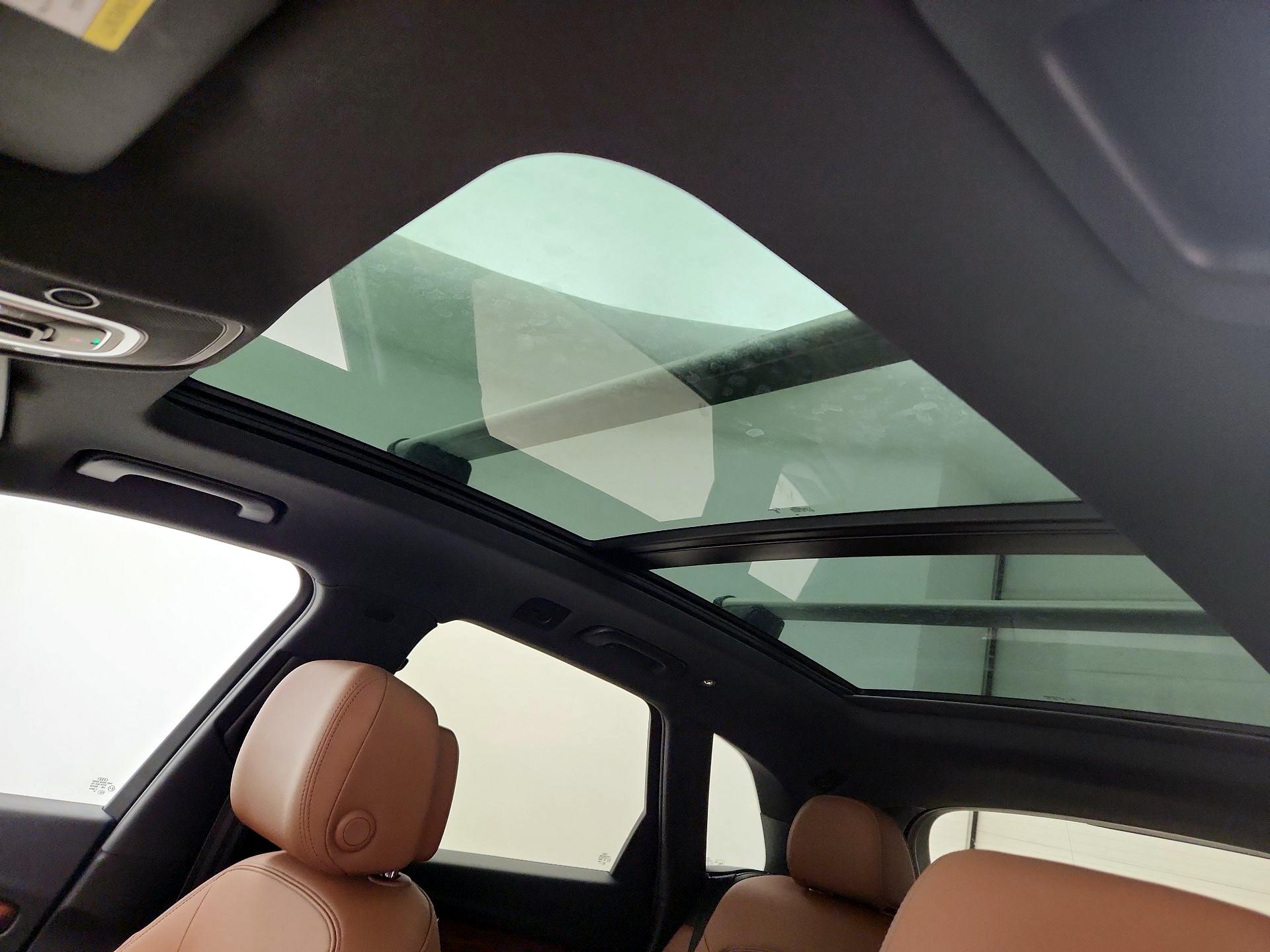 Thumbnail: 2023 Audi Q5 - 19