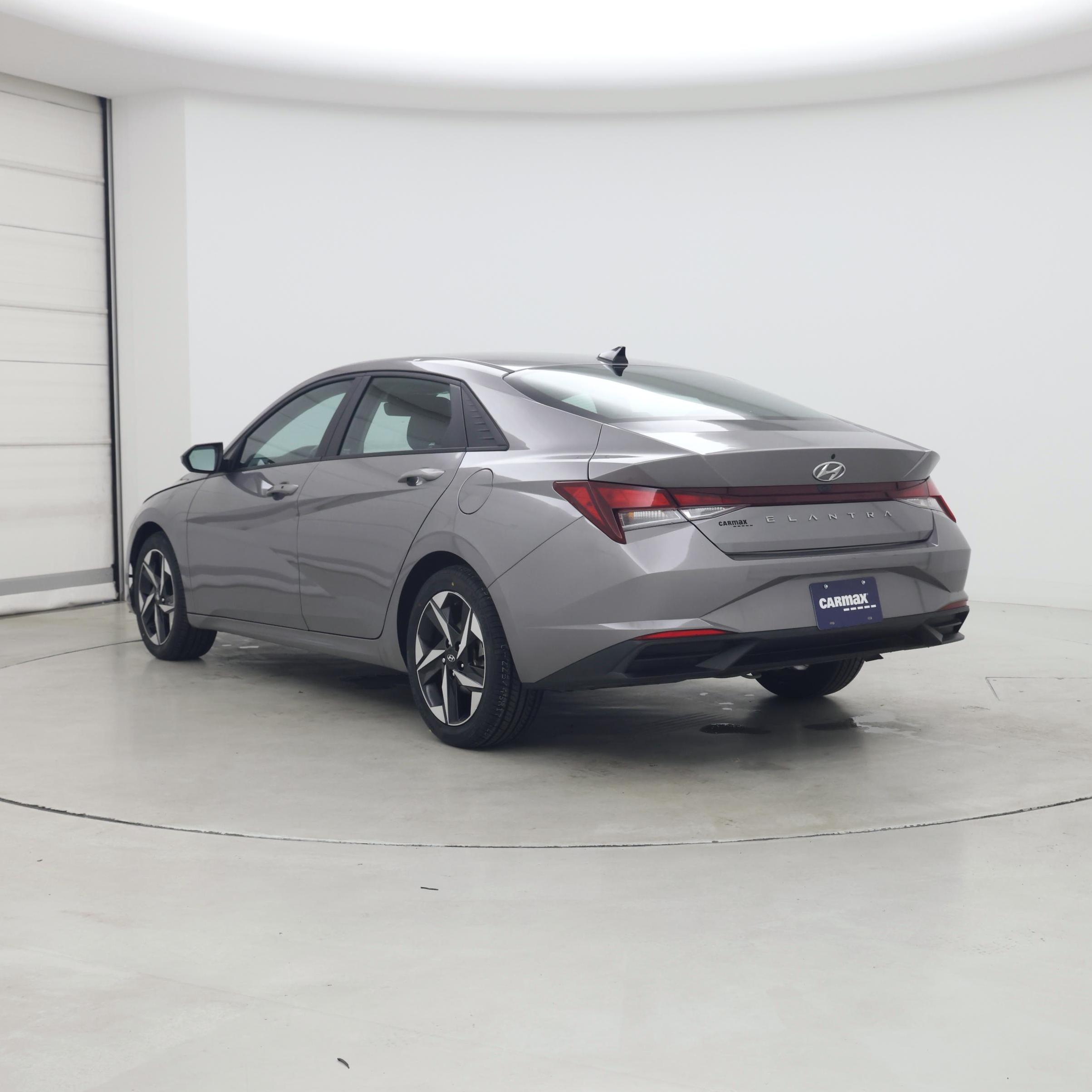 Thumbnail: 2023 Hyundai Elantra - 2