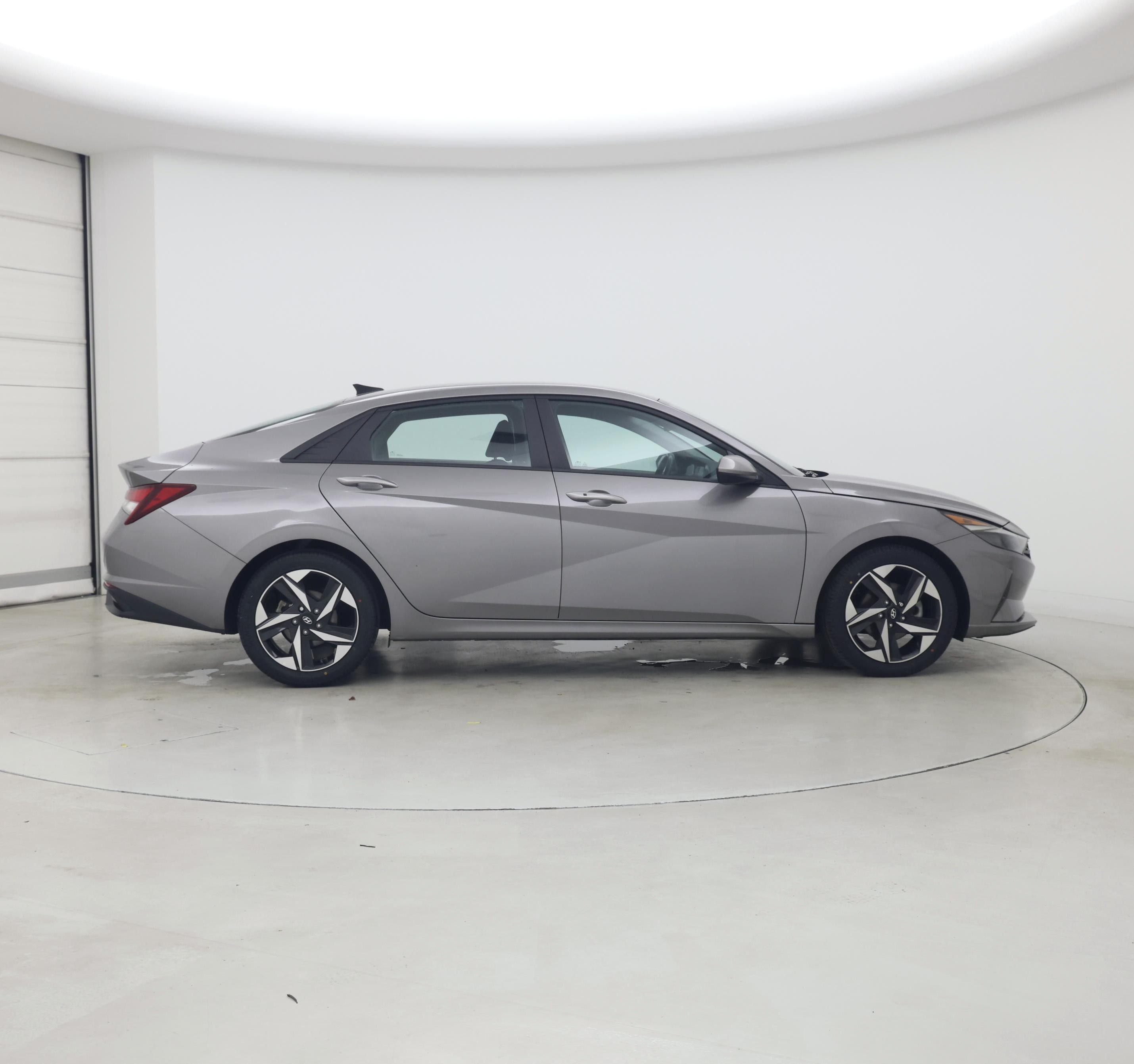 Thumbnail: 2023 Hyundai Elantra - 7