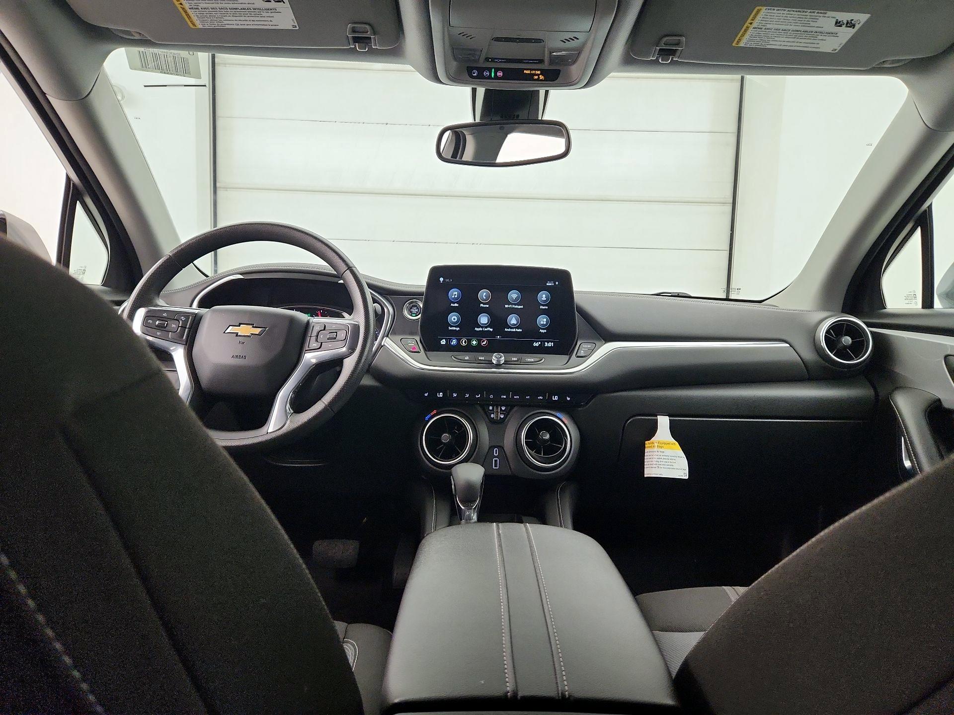 Thumbnail: 2023 Chevrolet Blazer - 9