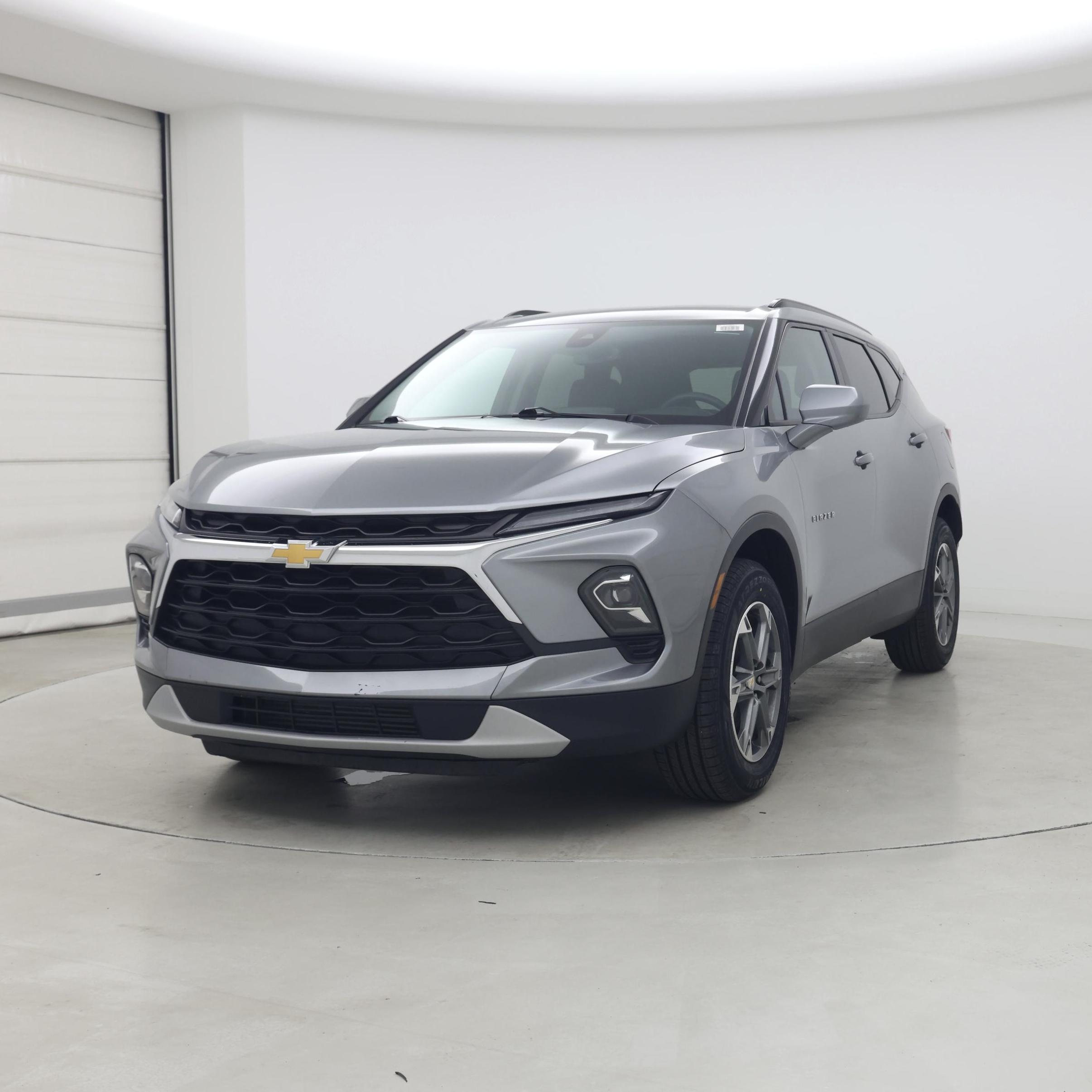 Thumbnail: 2023 Chevrolet Blazer - 4