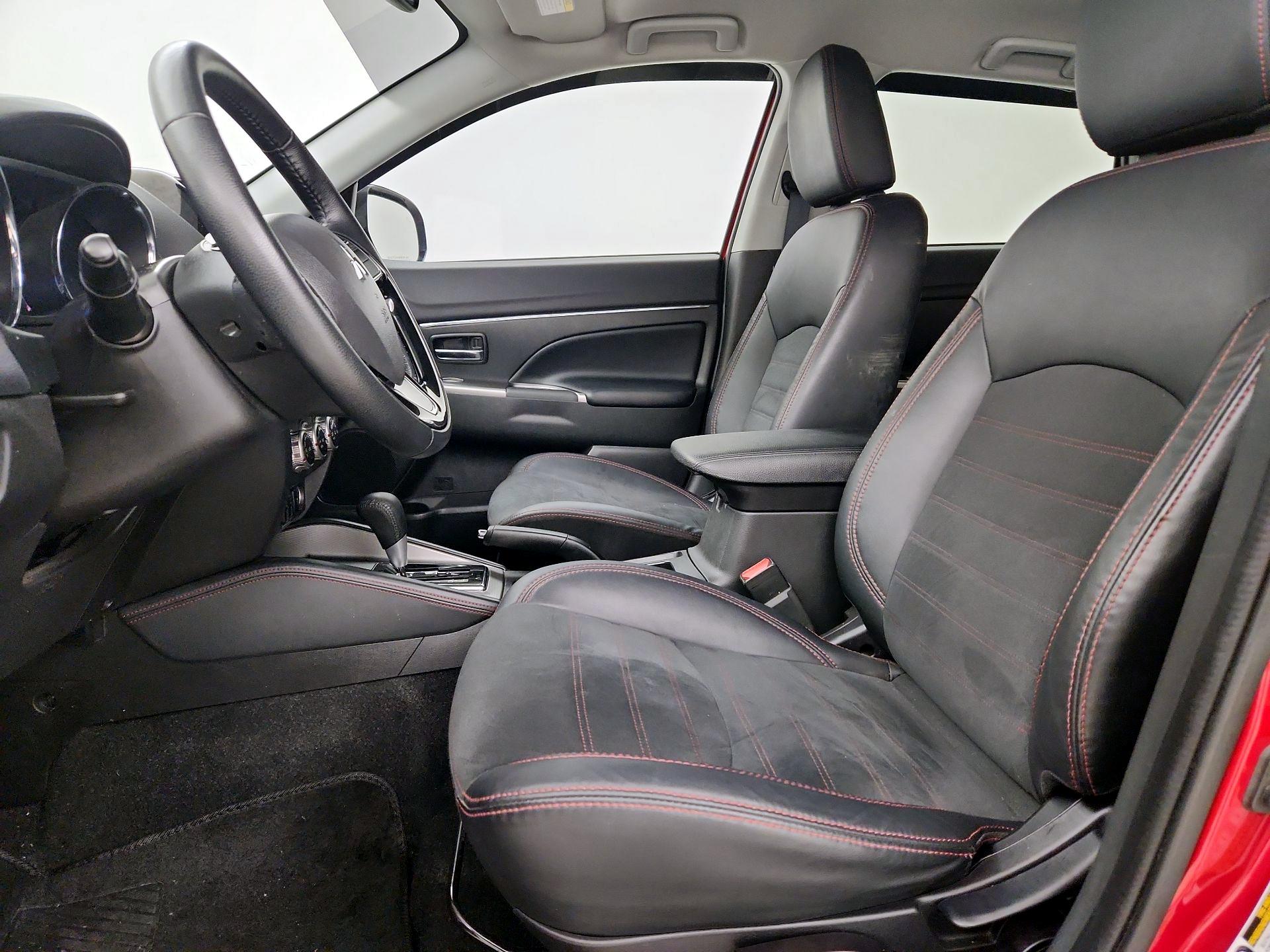 Thumbnail: 2022 Mitsubishi Outlander Sport - 11
