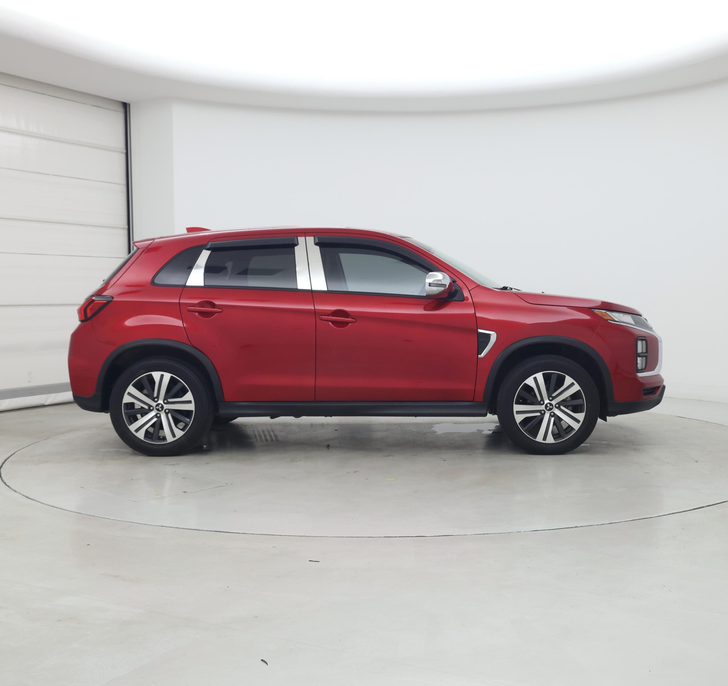 Thumbnail: 2022 Mitsubishi Outlander Sport - 7