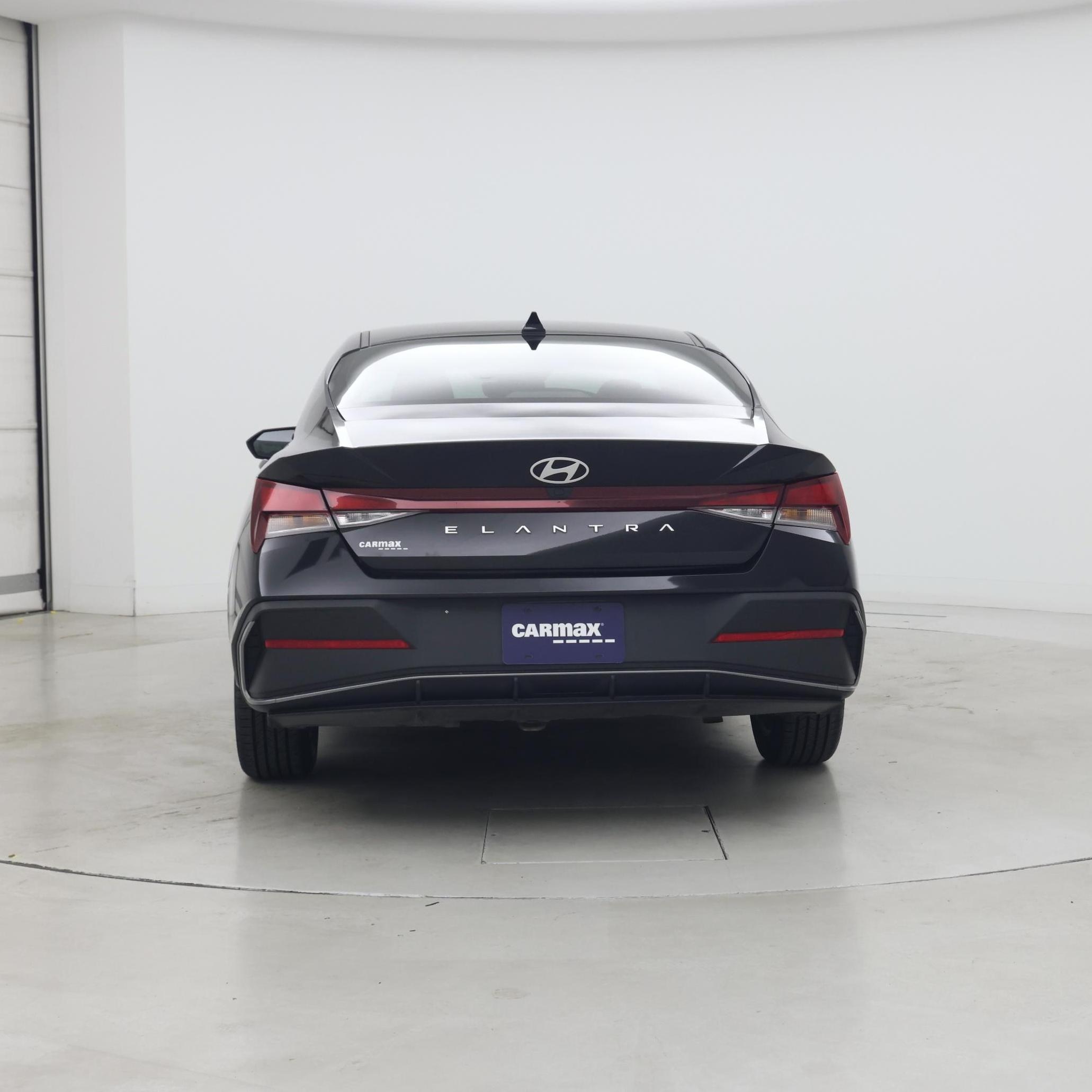 Thumbnail: 2024 Hyundai Elantra - 6