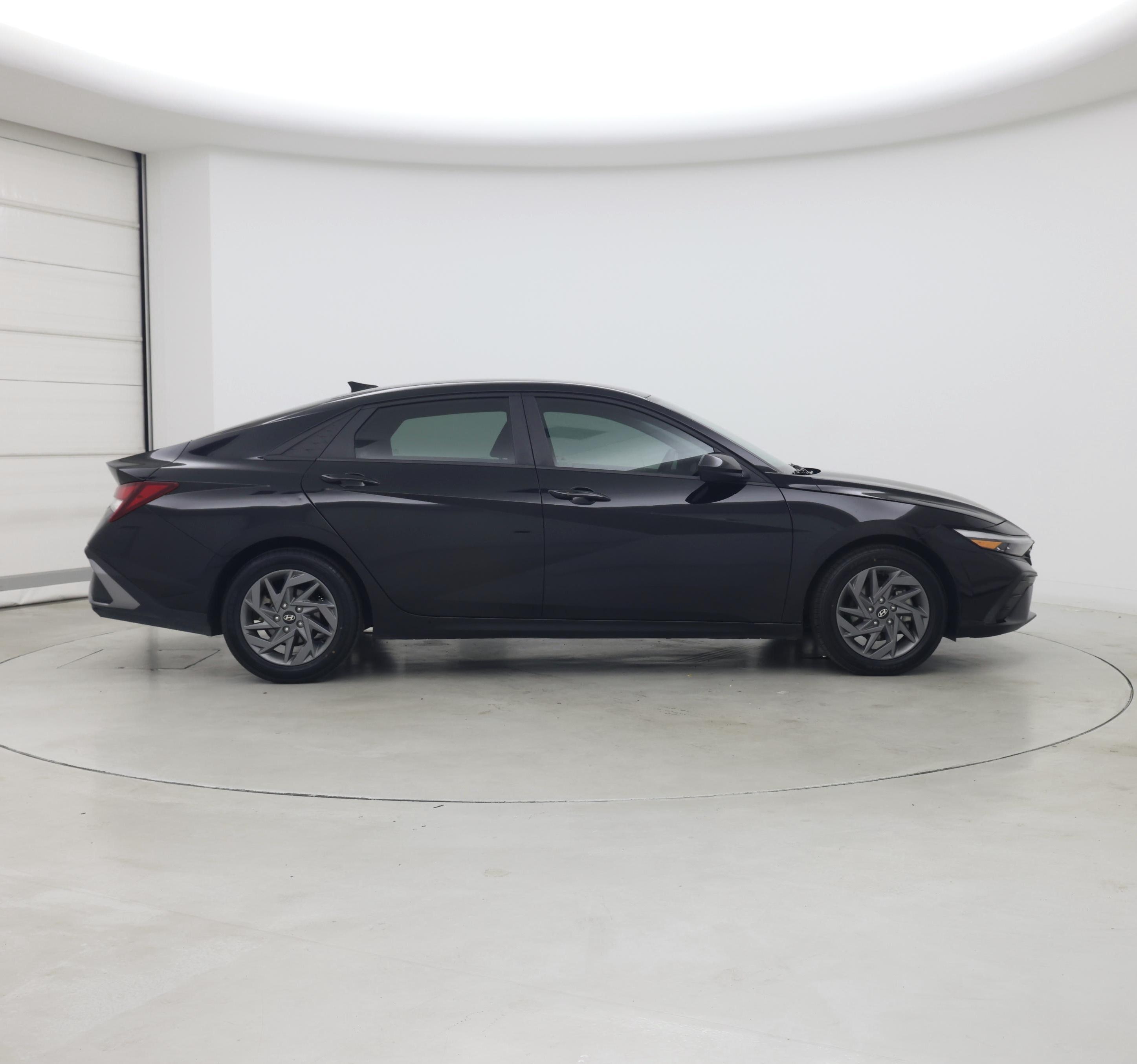Thumbnail: 2024 Hyundai Elantra - 7