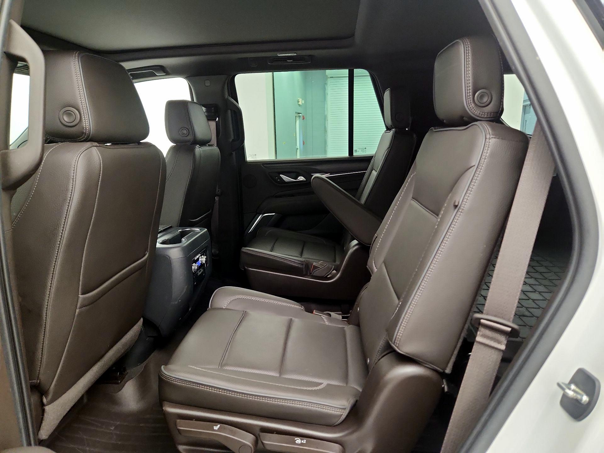 Thumbnail: 2022 GMC Yukon - 17