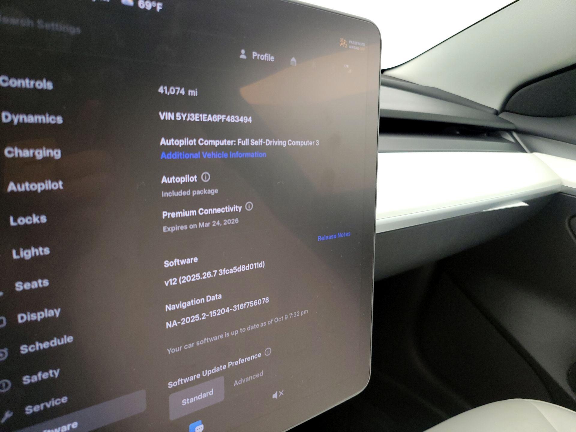 Thumbnail: 2023 Tesla Model 3 - 13