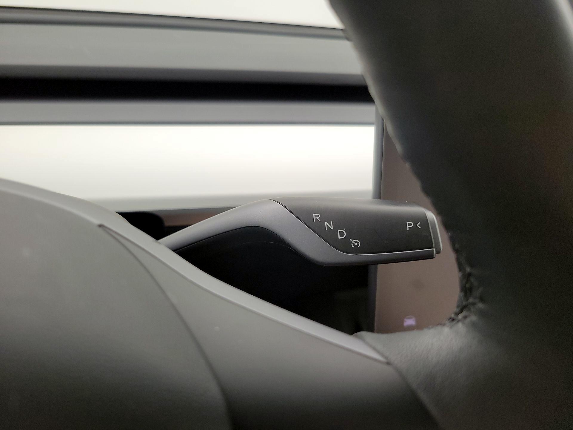 Thumbnail: 2023 Tesla Model 3 - 17