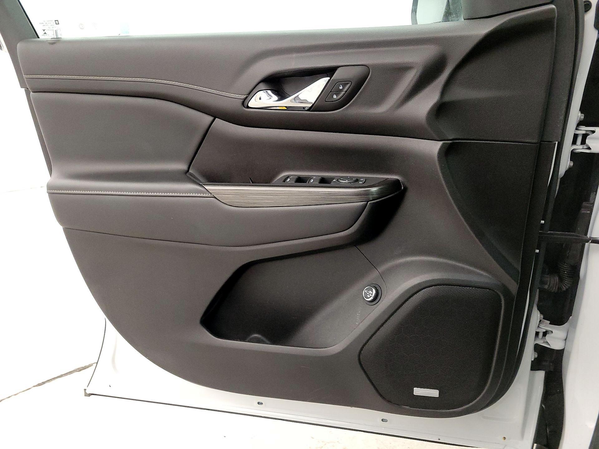 Thumbnail: 2023 GMC Acadia - 12