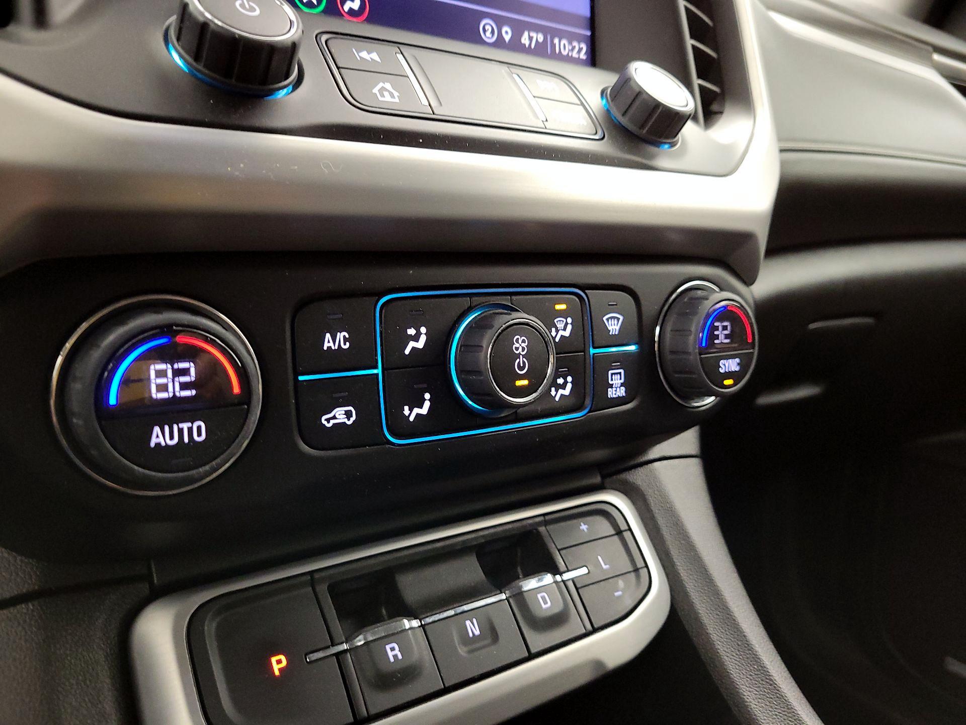 Thumbnail: 2023 GMC Acadia - 16