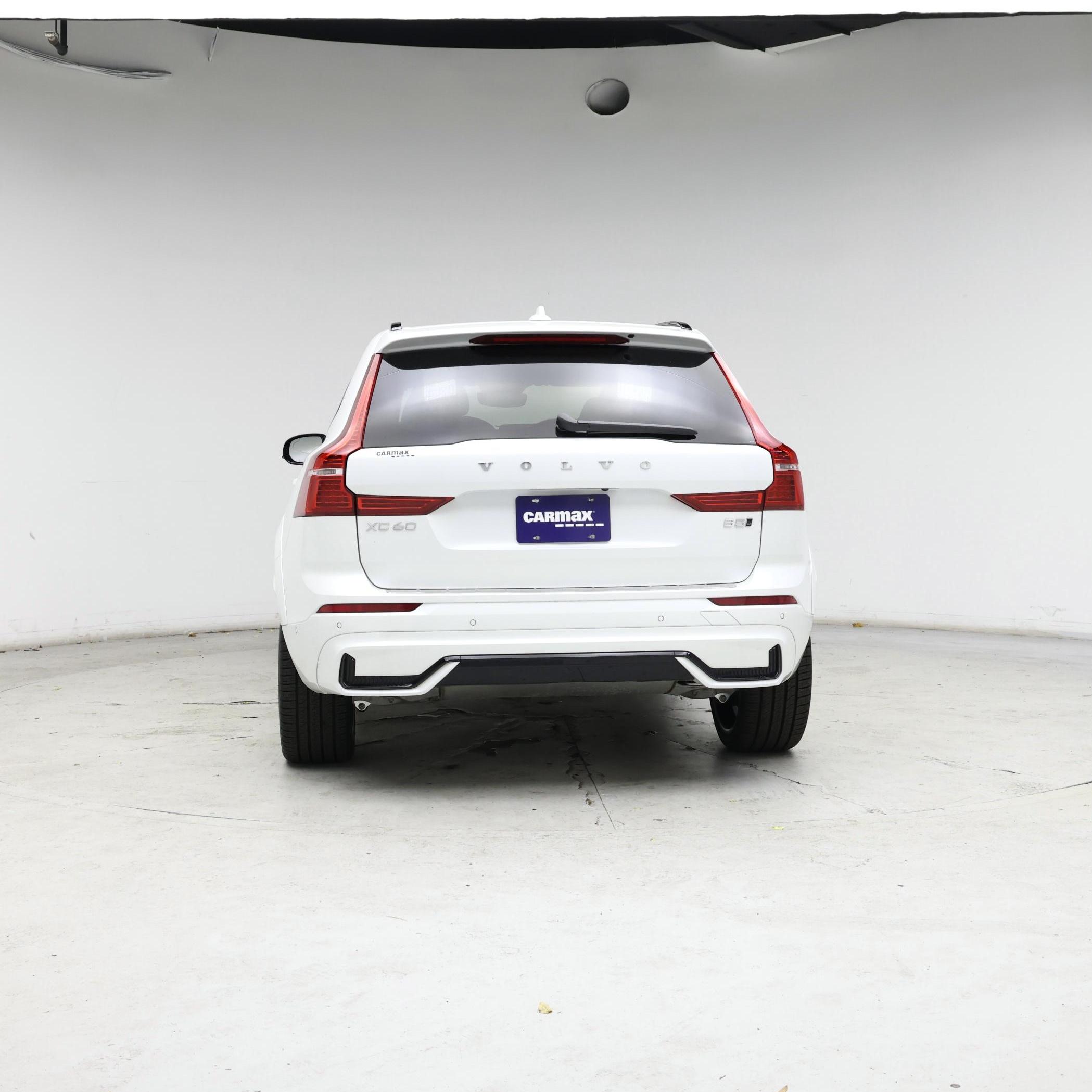 Thumbnail: 2025 Volvo XC60 - 6