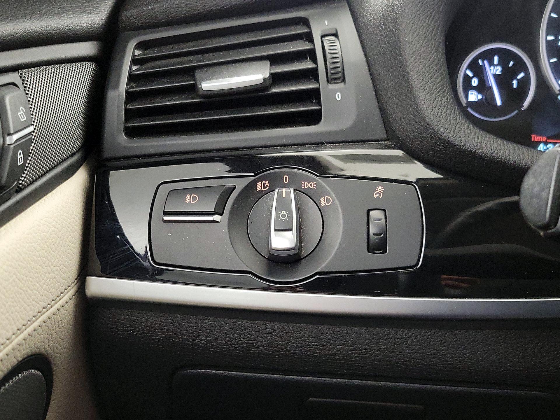 Thumbnail: 2017 BMW X3 - 13