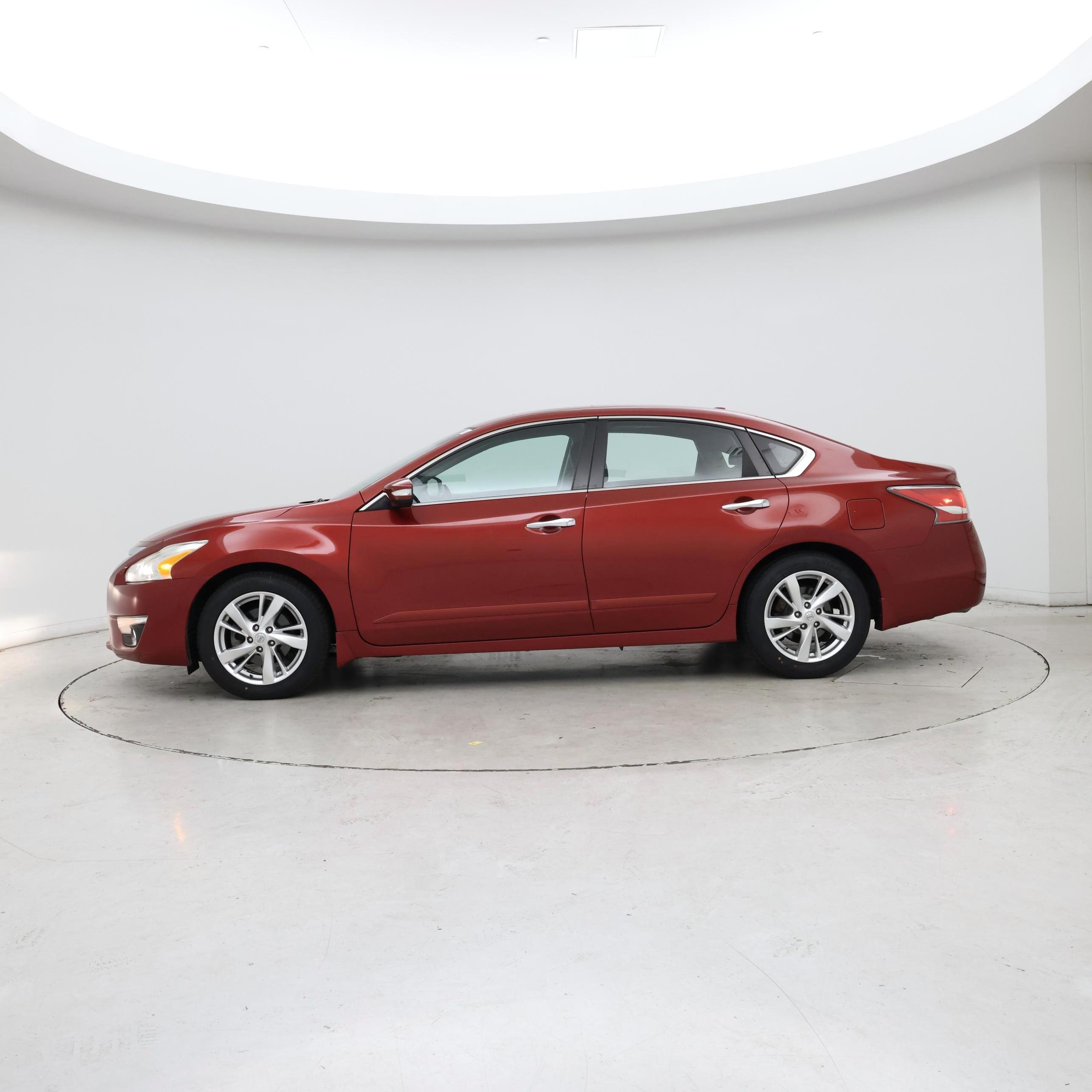 Thumbnail: 2015 Nissan Altima - 3