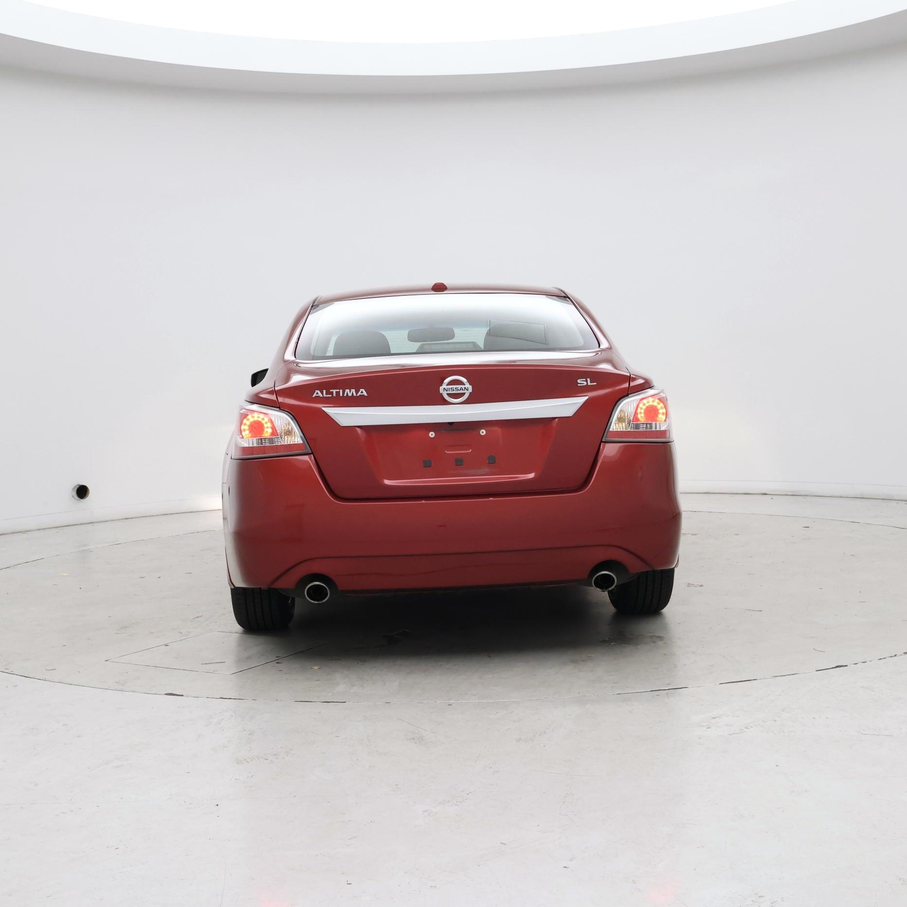 Thumbnail: 2015 Nissan Altima - 6