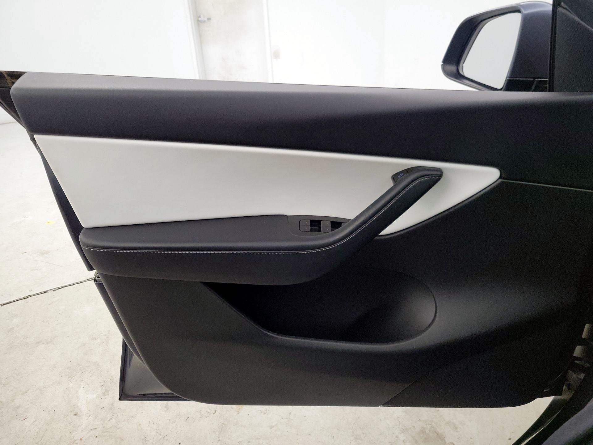 Thumbnail: 2021 Tesla Model Y - 12