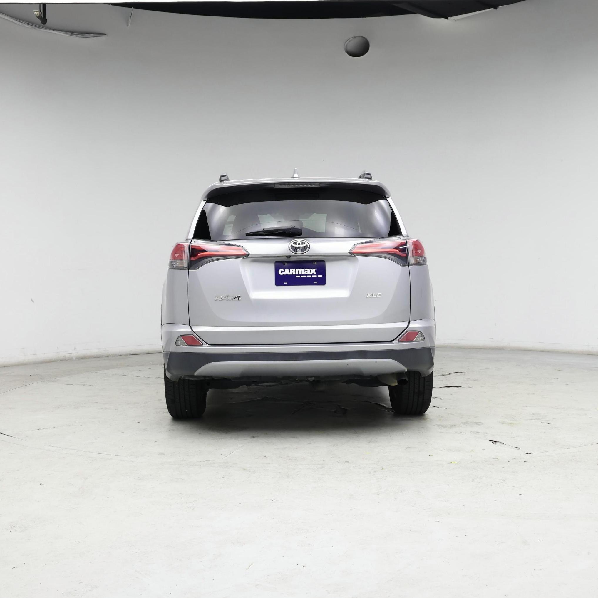 Thumbnail: 2017 Toyota RAV4 - 6