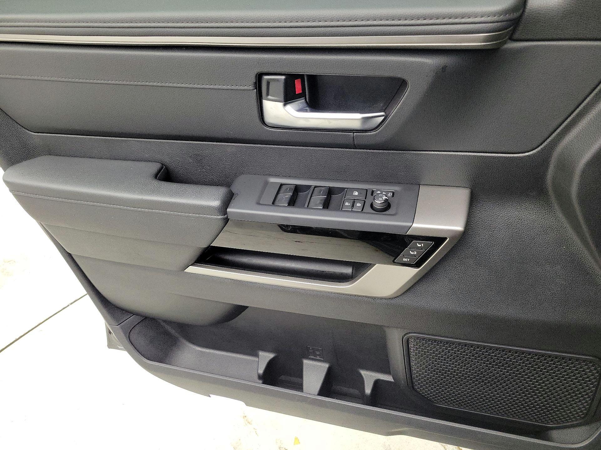 Thumbnail: 2023 Toyota Sequoia - 12