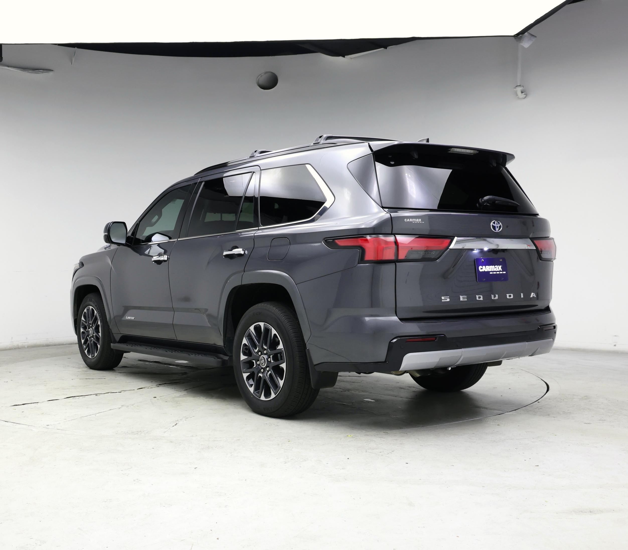 Thumbnail: 2023 Toyota Sequoia - 2