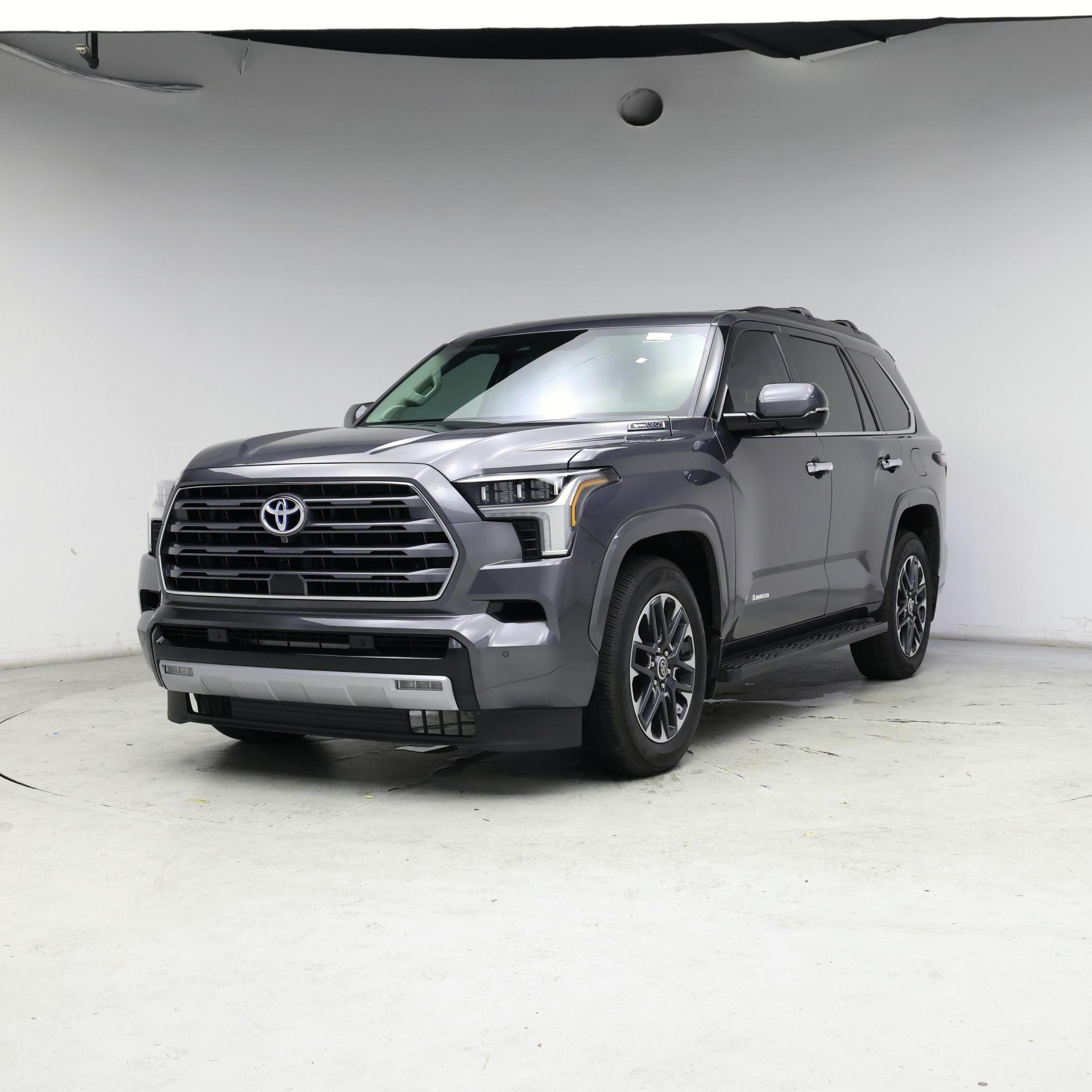 Thumbnail: 2023 Toyota Sequoia - 4