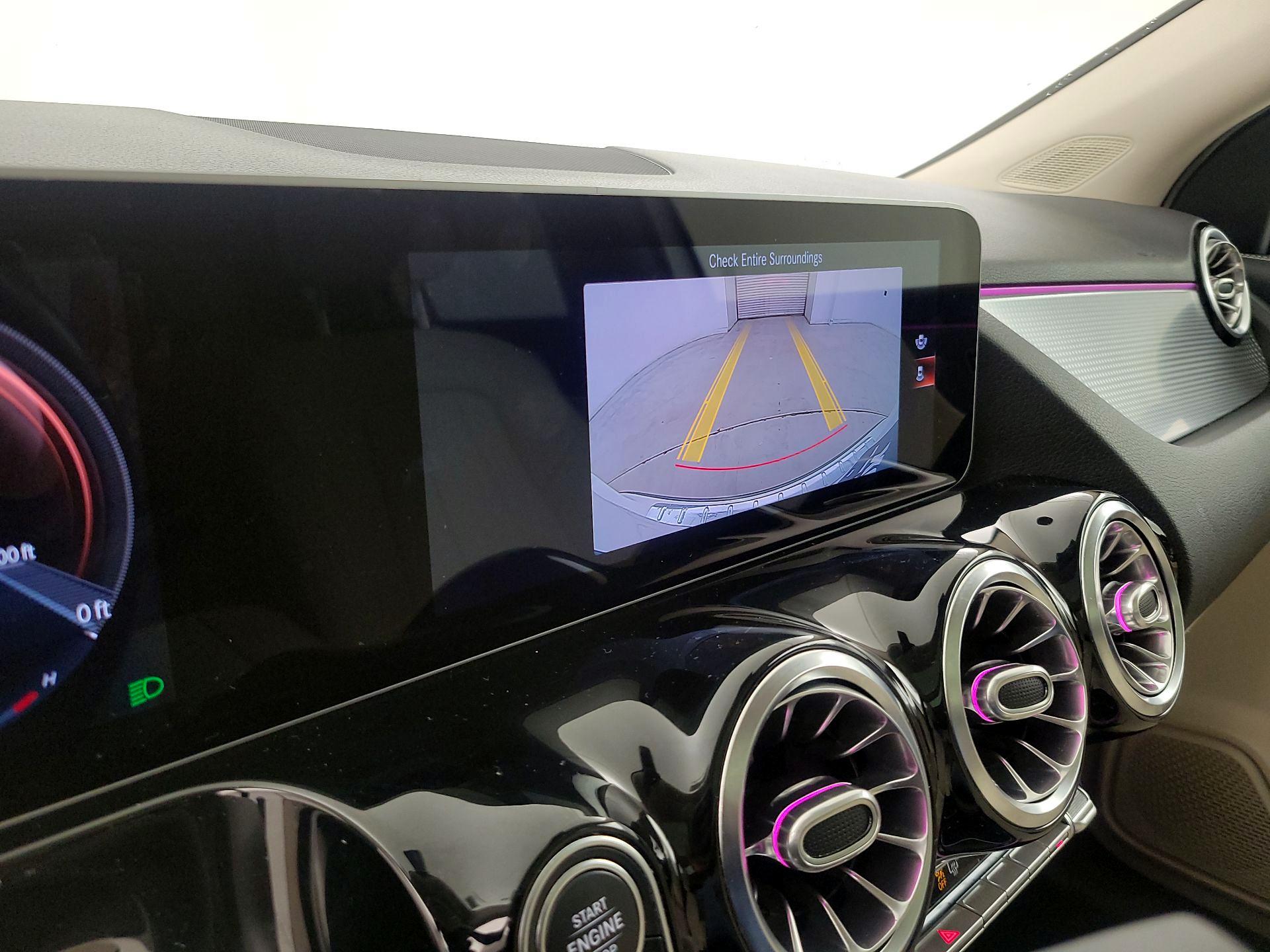 Thumbnail: 2021 Mercedes-Benz GLA - 14